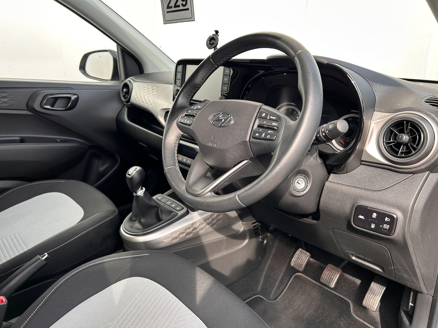 Used Hyundai i10 for sale - 77970679: Photo 9