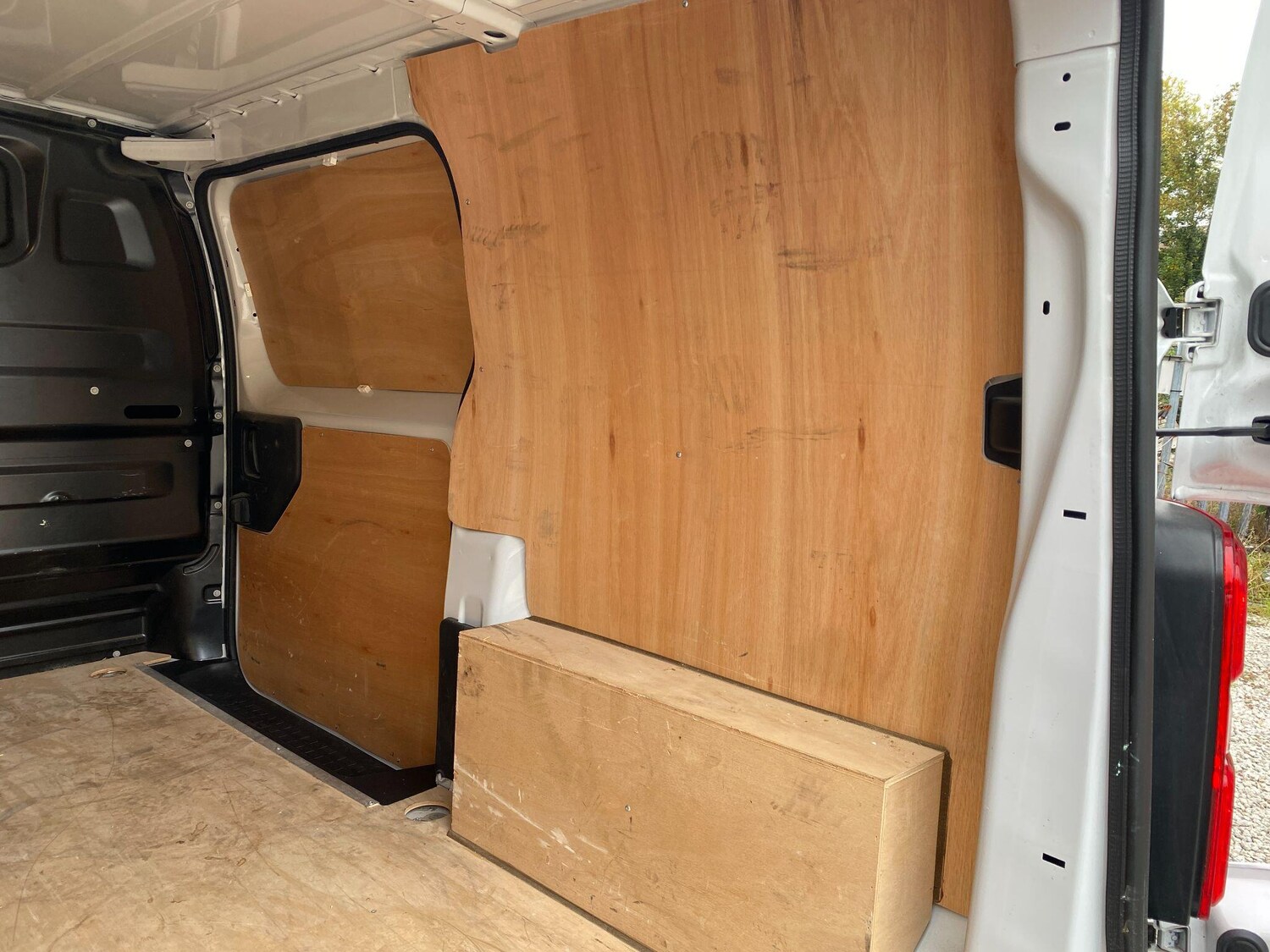 Used Peugeot Expert 2024 for sale - 75916085: Photo 32