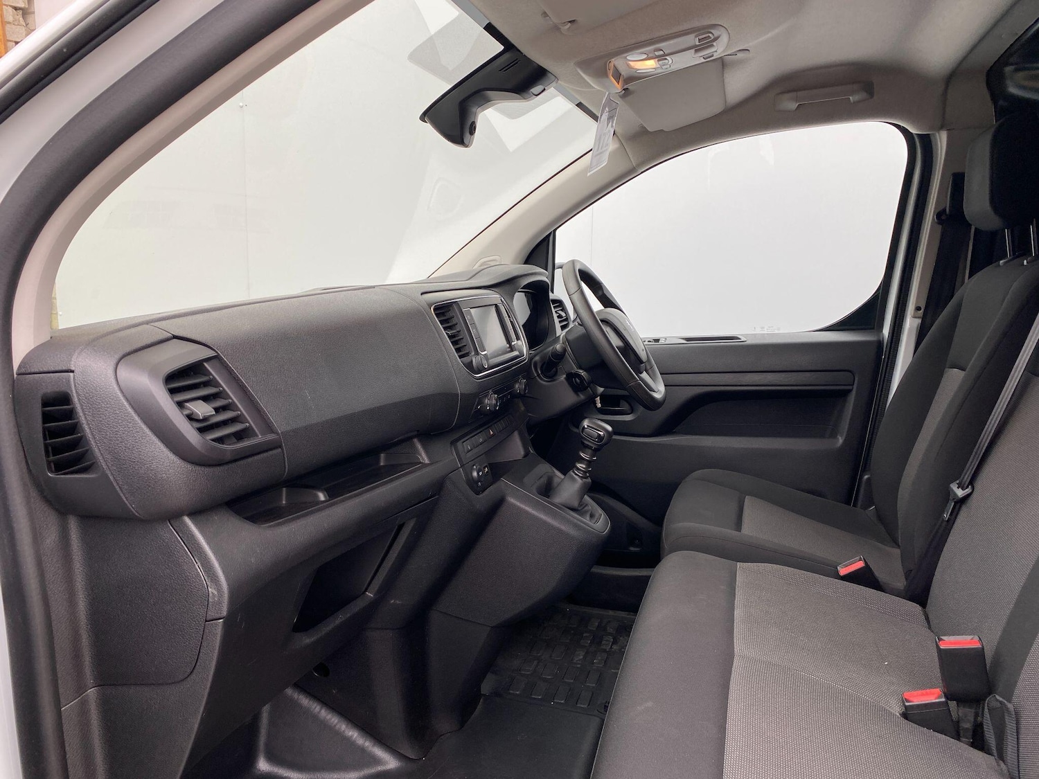 Used Peugeot Expert 2024 for sale - 75916085: Photo 35