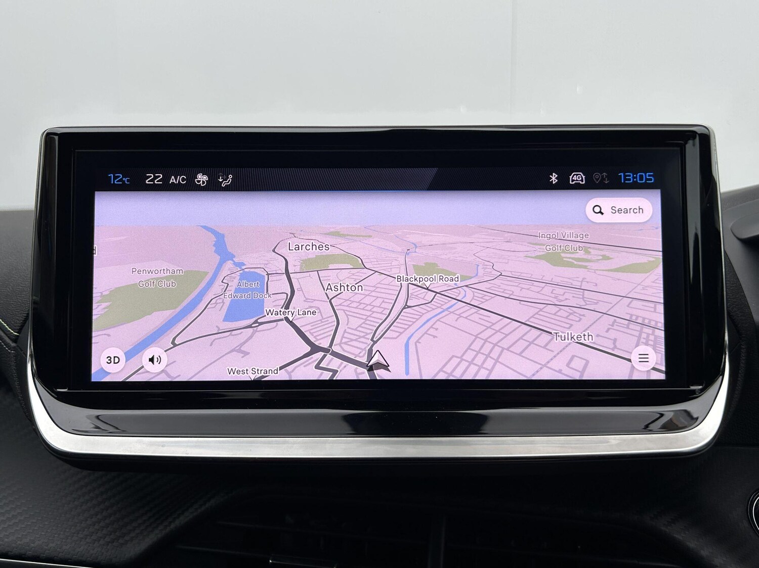 Used Peugeot E-2008 2023 for sale - 76398353: Photo 11