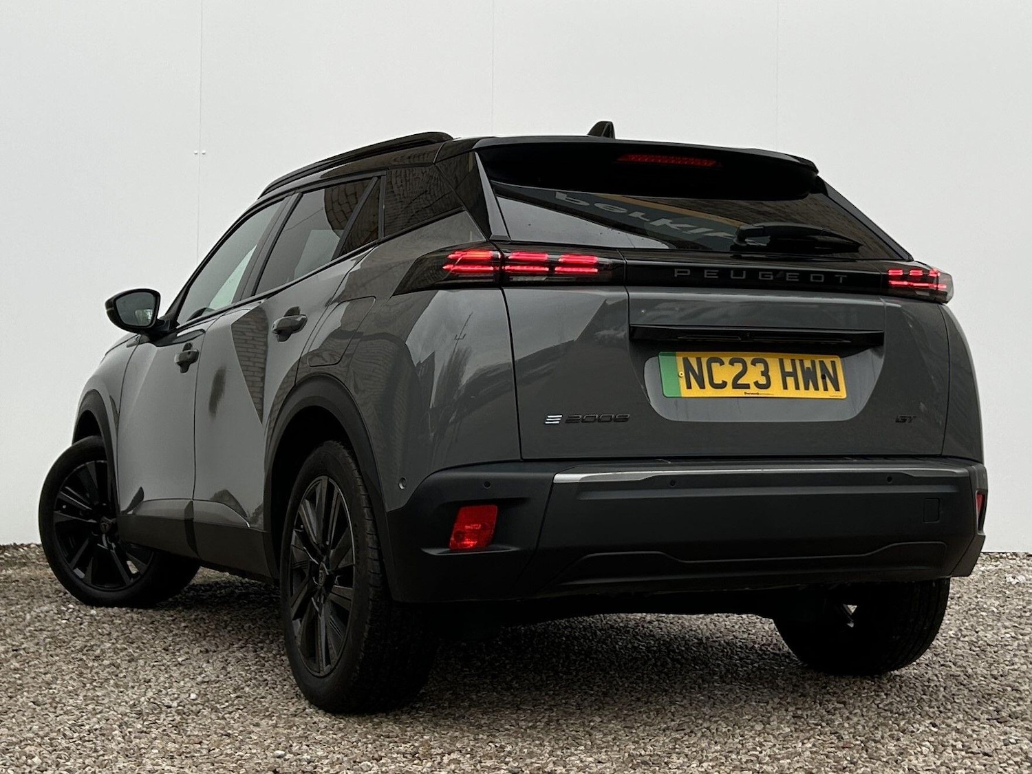 Used Peugeot E-2008 2023 for sale - 76398353: Photo 30