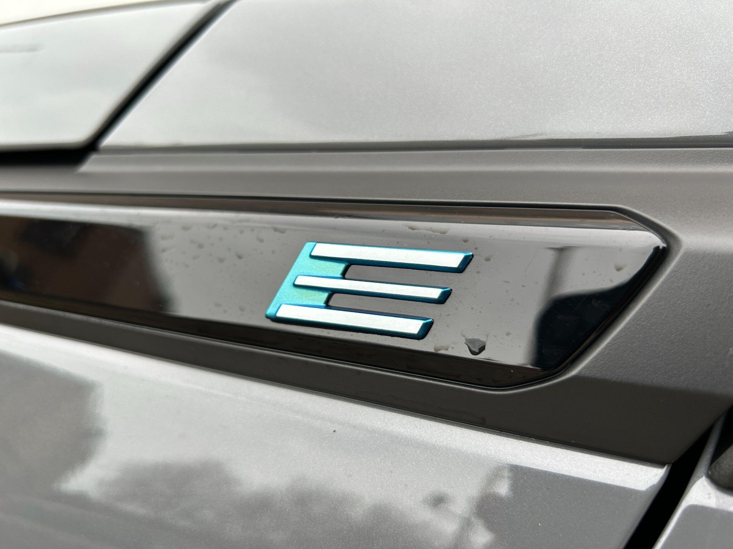 Used Peugeot E-2008 2023 for sale - 76398353: Photo 38