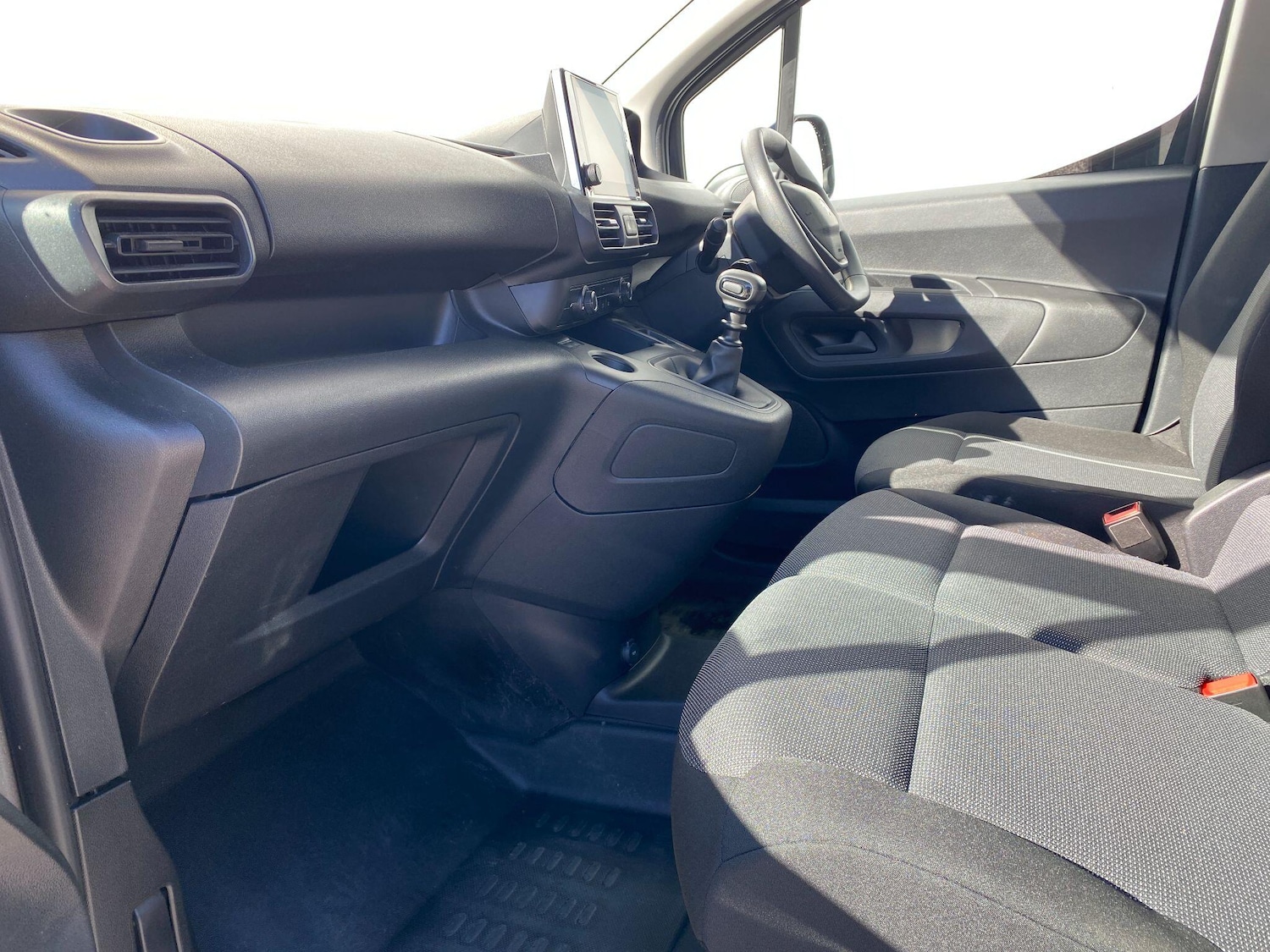 Used Peugeot Partner 2022 for sale - 75964539: Photo 14