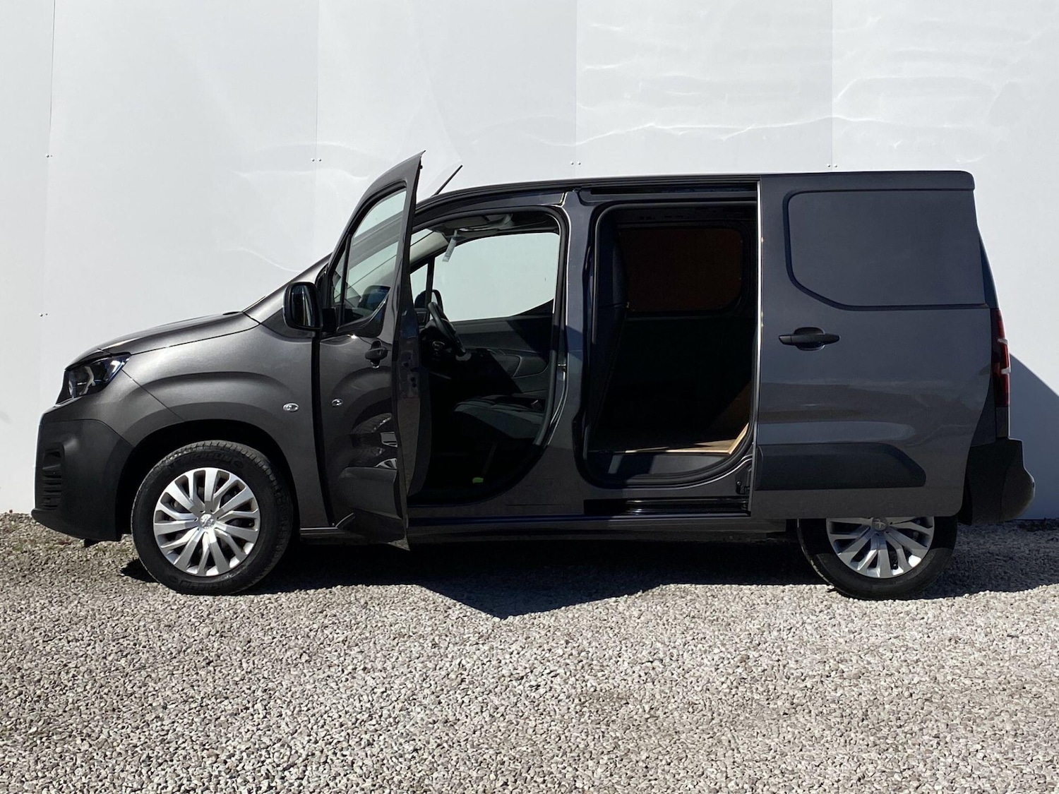 Used Peugeot Partner 2022 for sale - 75964539: Photo 17