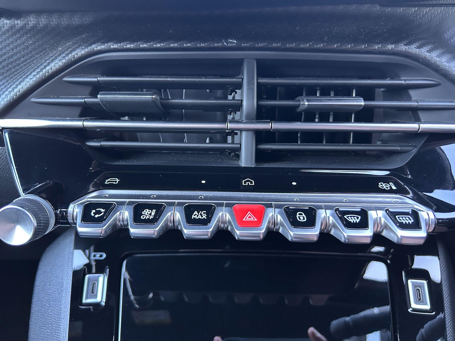 Used Peugeot 2008 2025 for sale - 77191384: Photo 36