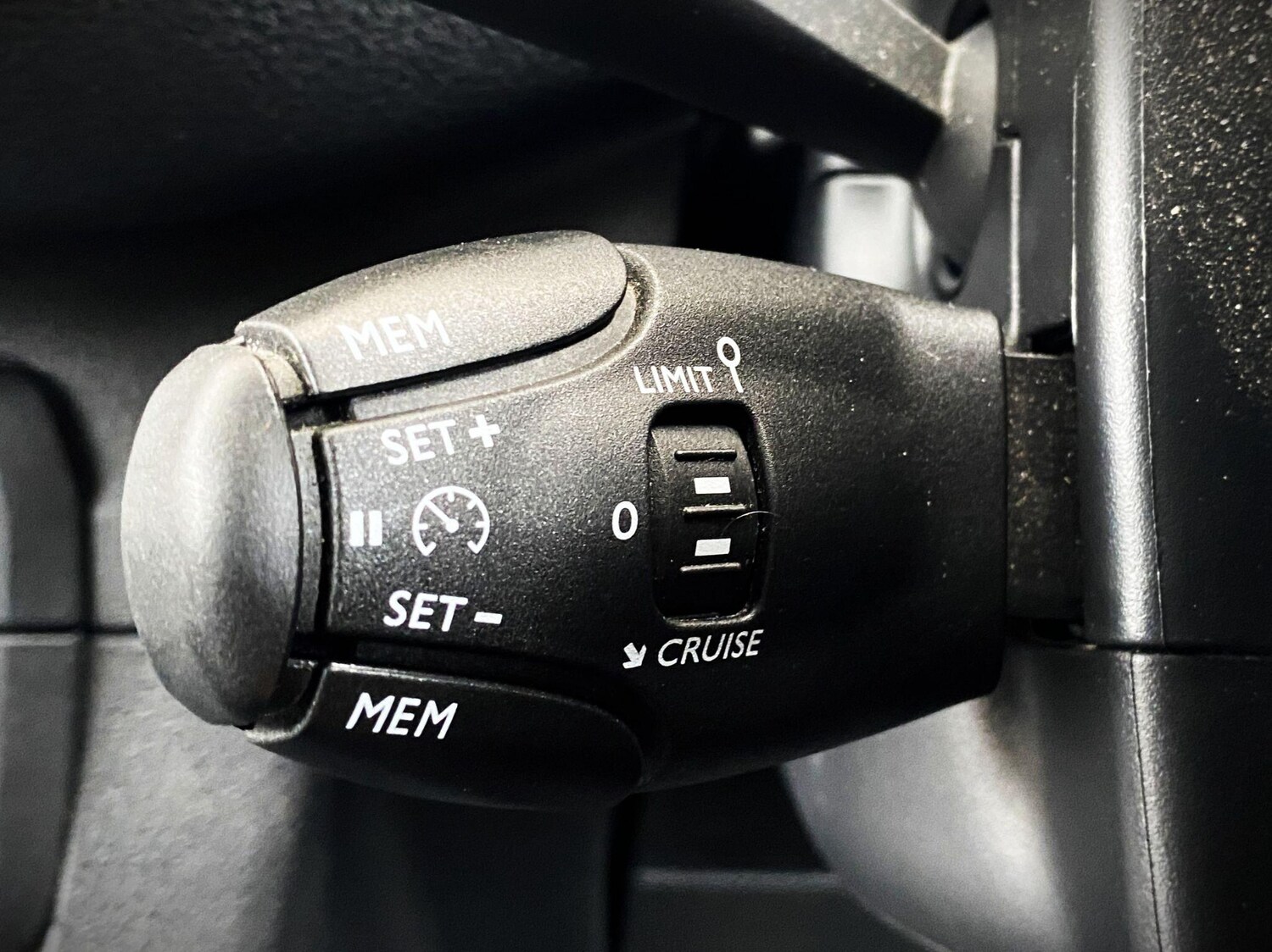 Used Peugeot Expert 2023 for sale - 75678376: Photo 11