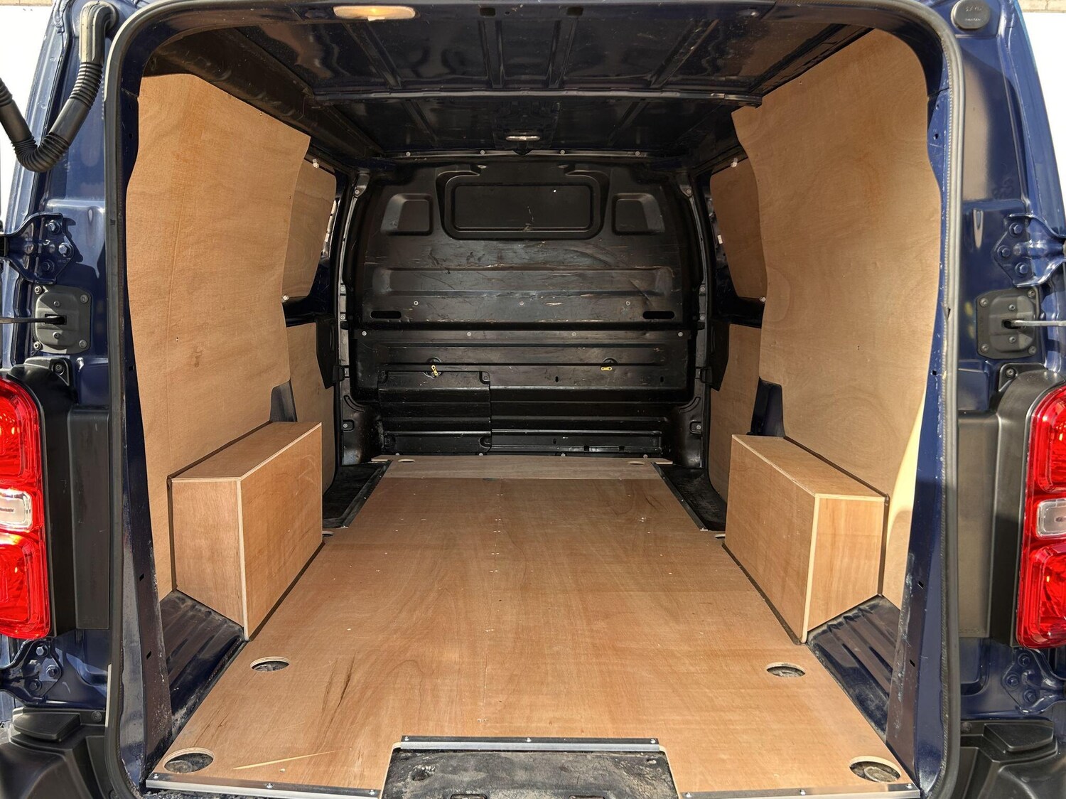 Used Peugeot Expert 2022 for sale - 77279279: Photo 33