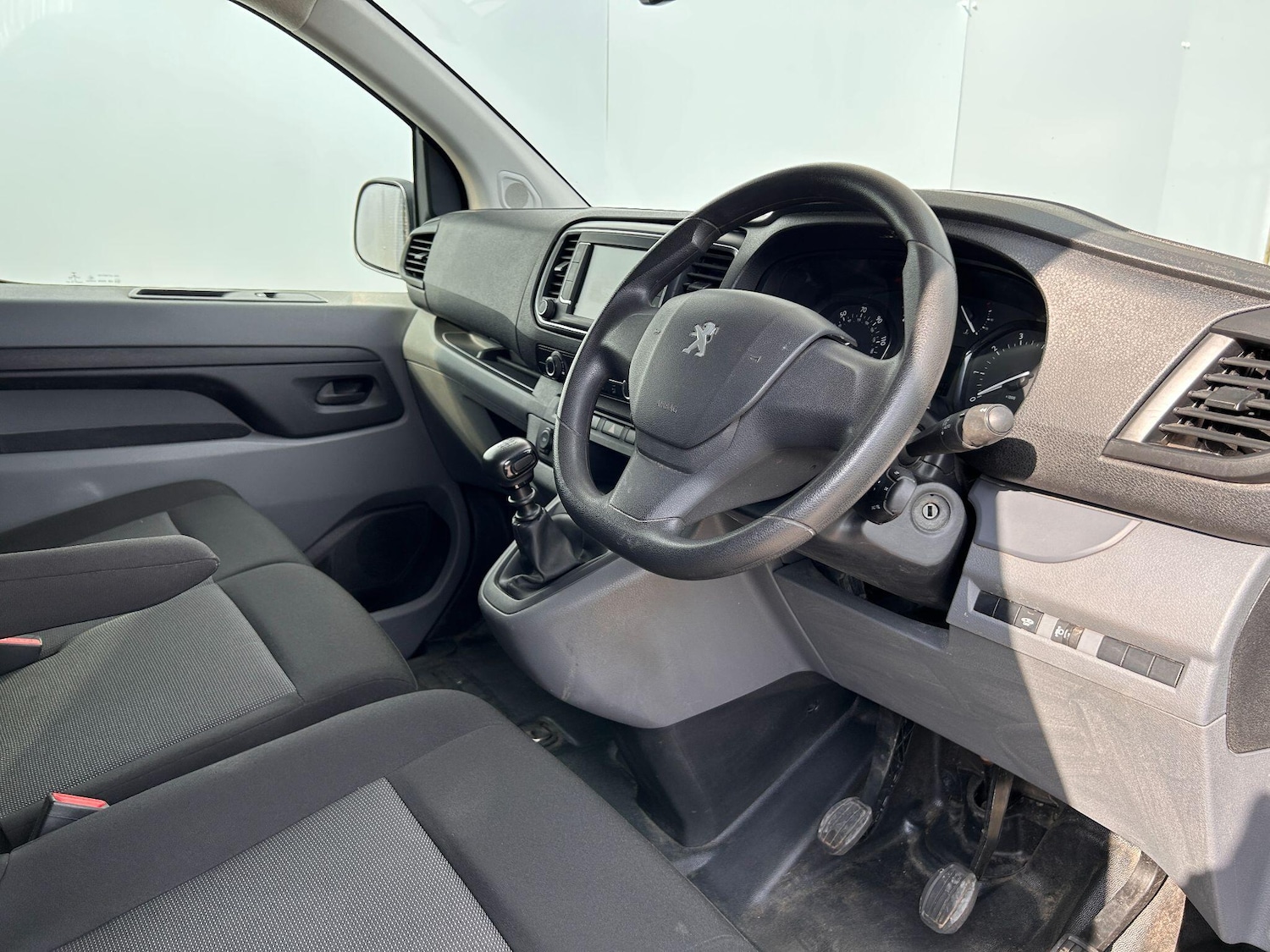 Used Peugeot Expert 2022 for sale - 77279279: Photo 7