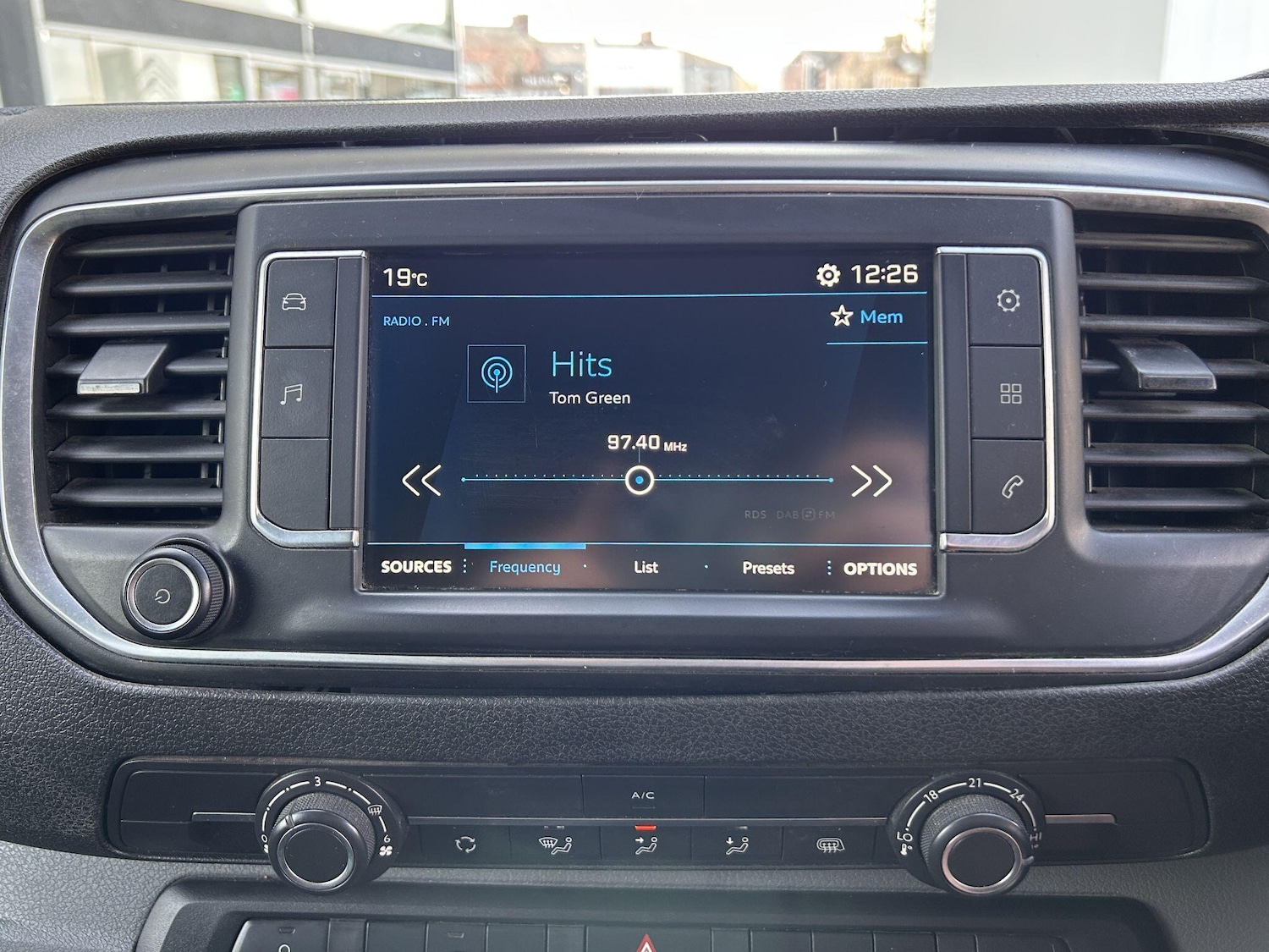 Used Peugeot Expert 2022 for sale - 77279279: Photo 9