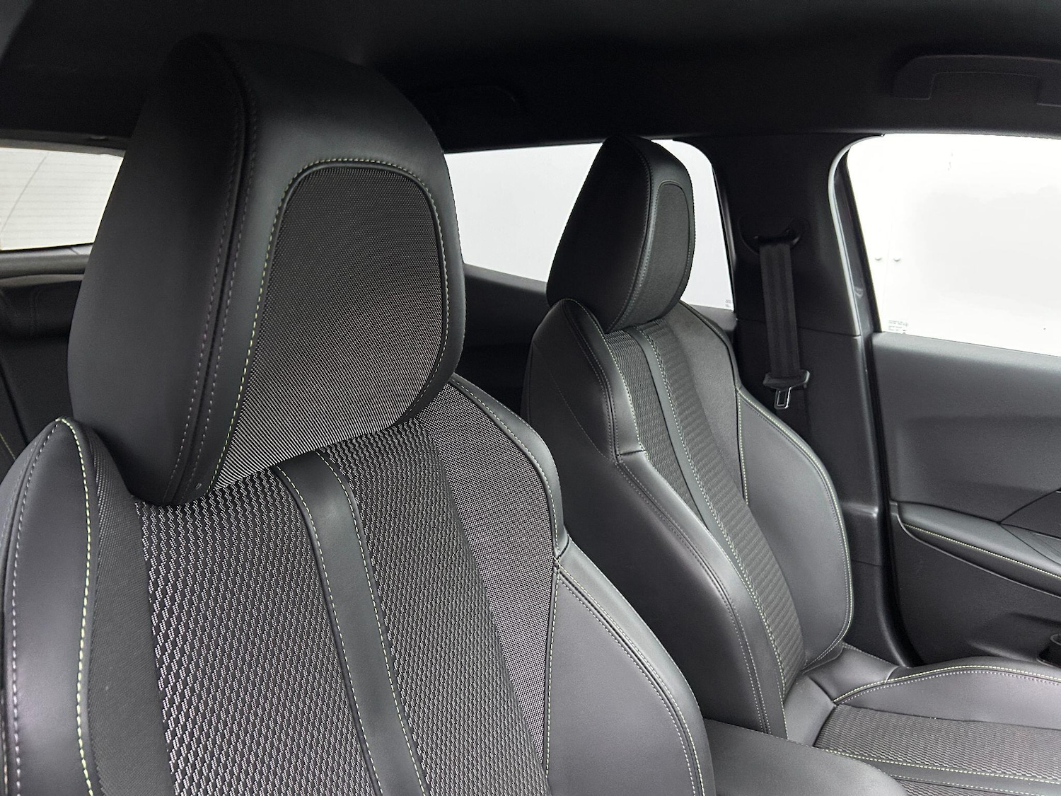 Used Peugeot 2008 2023 for sale - 77091120: Photo 18