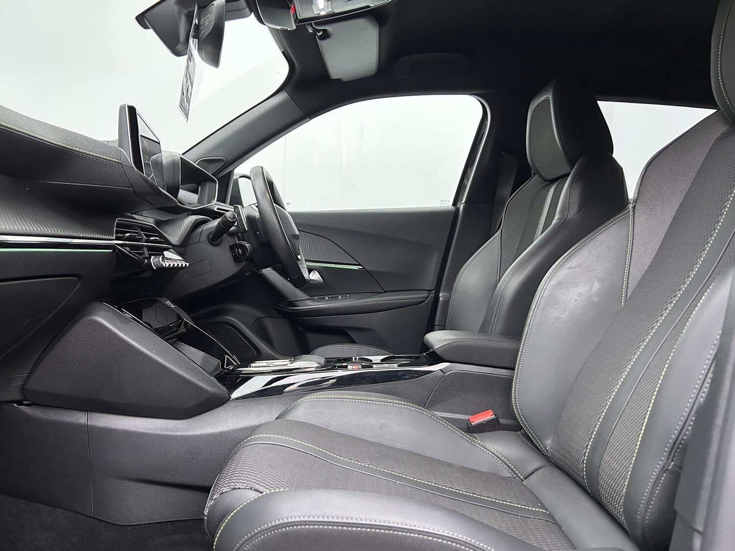 Used Peugeot 2008 2023 for sale - 77091120: Photo 36