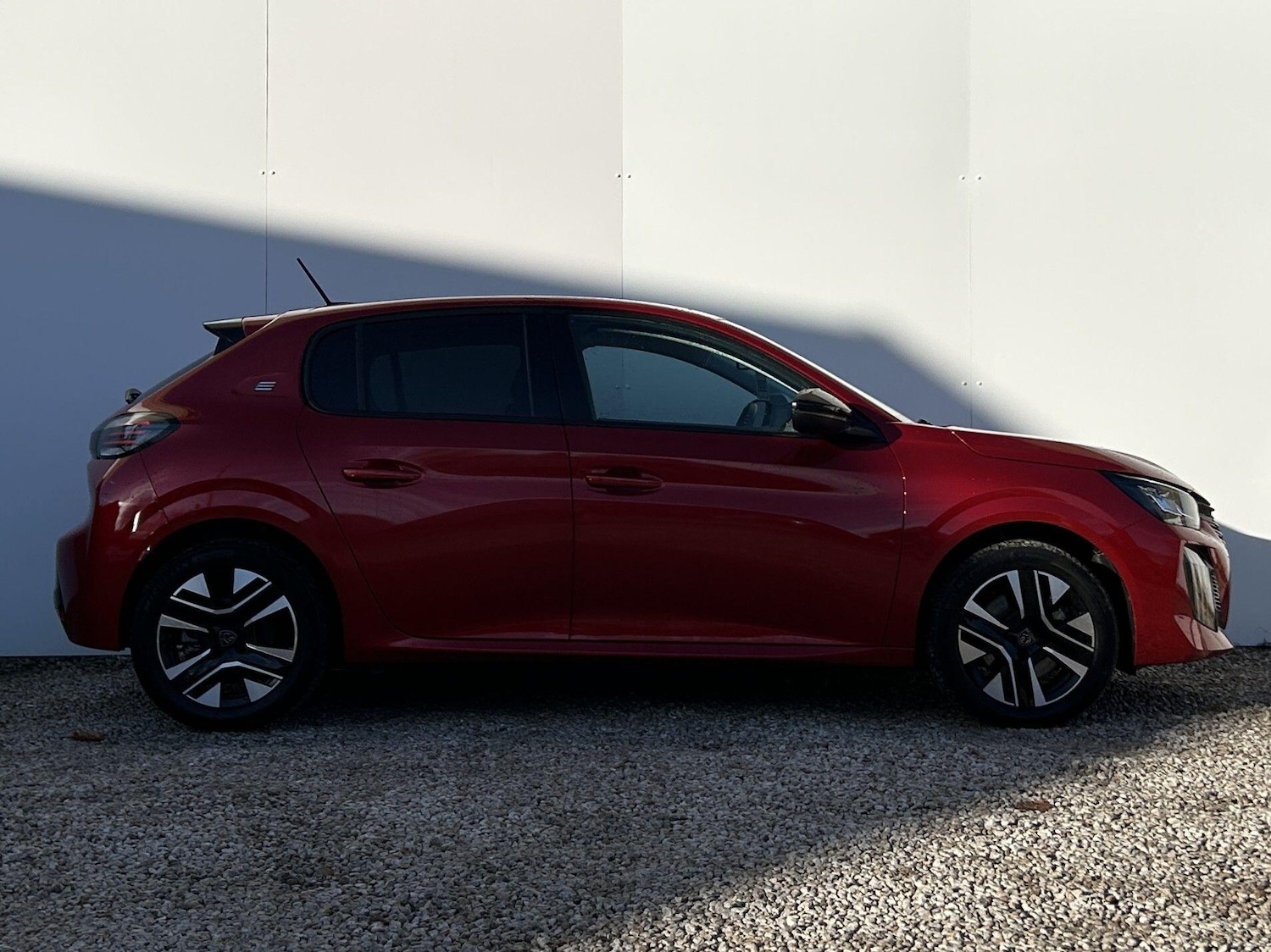 Used Peugeot E-208 2024 for sale - 76549943: Photo 14