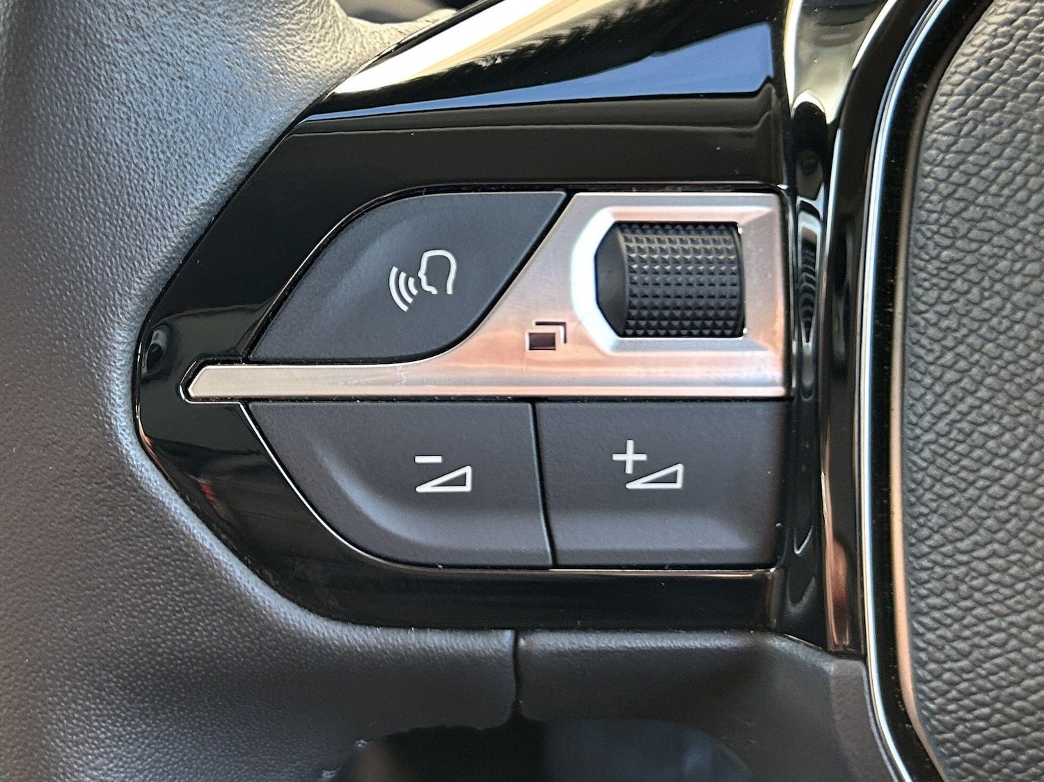 Used Peugeot E-208 2024 for sale - 76549943: Photo 19