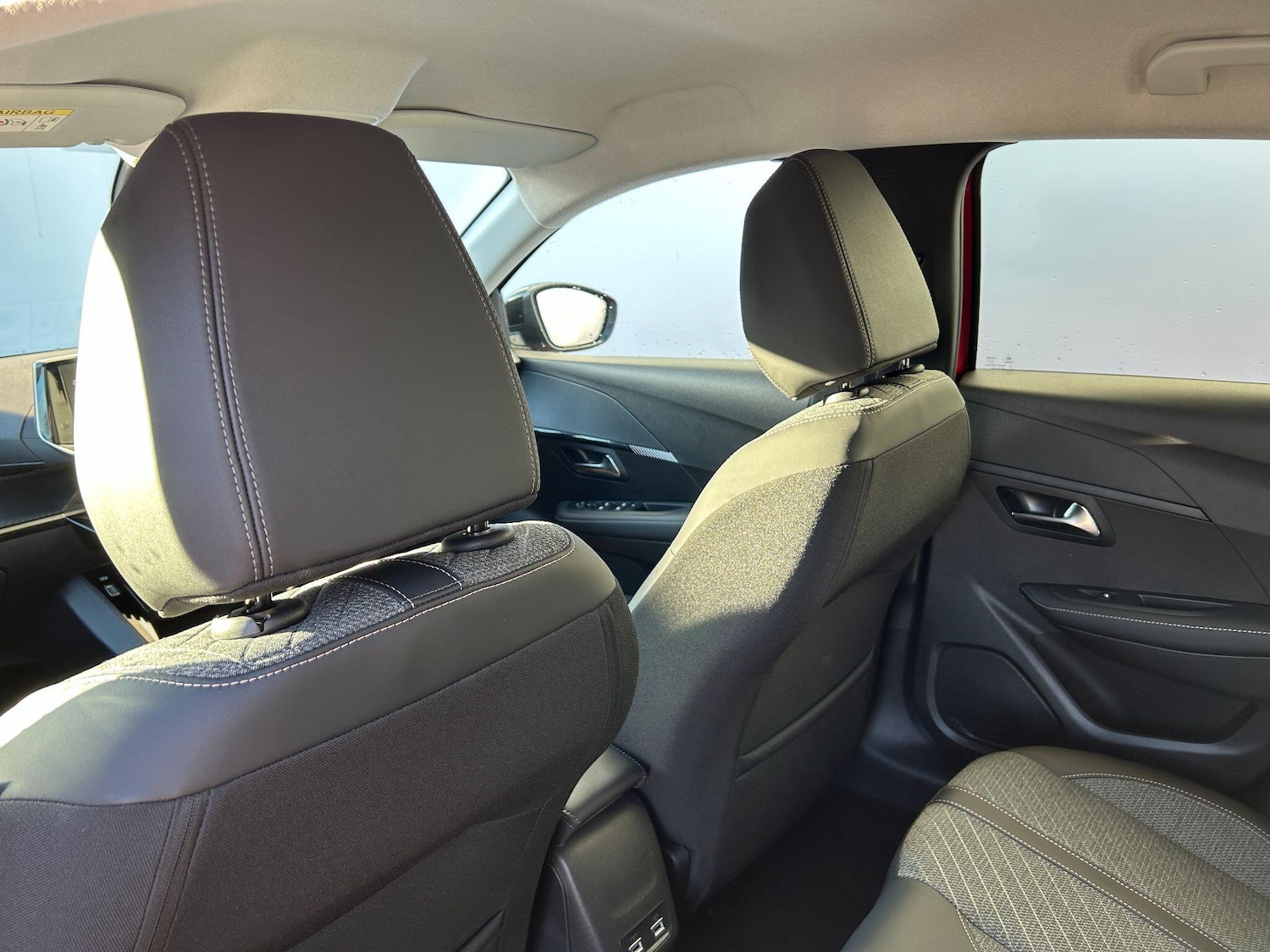 Used Peugeot E-208 2024 for sale - 76549943: Photo 23