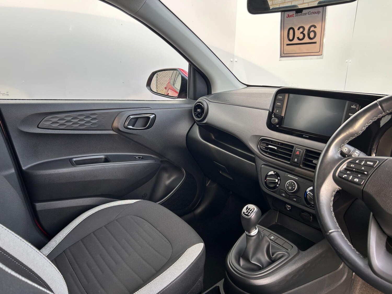 Used Hyundai i10 2022 for sale - 76926347: Photo 38