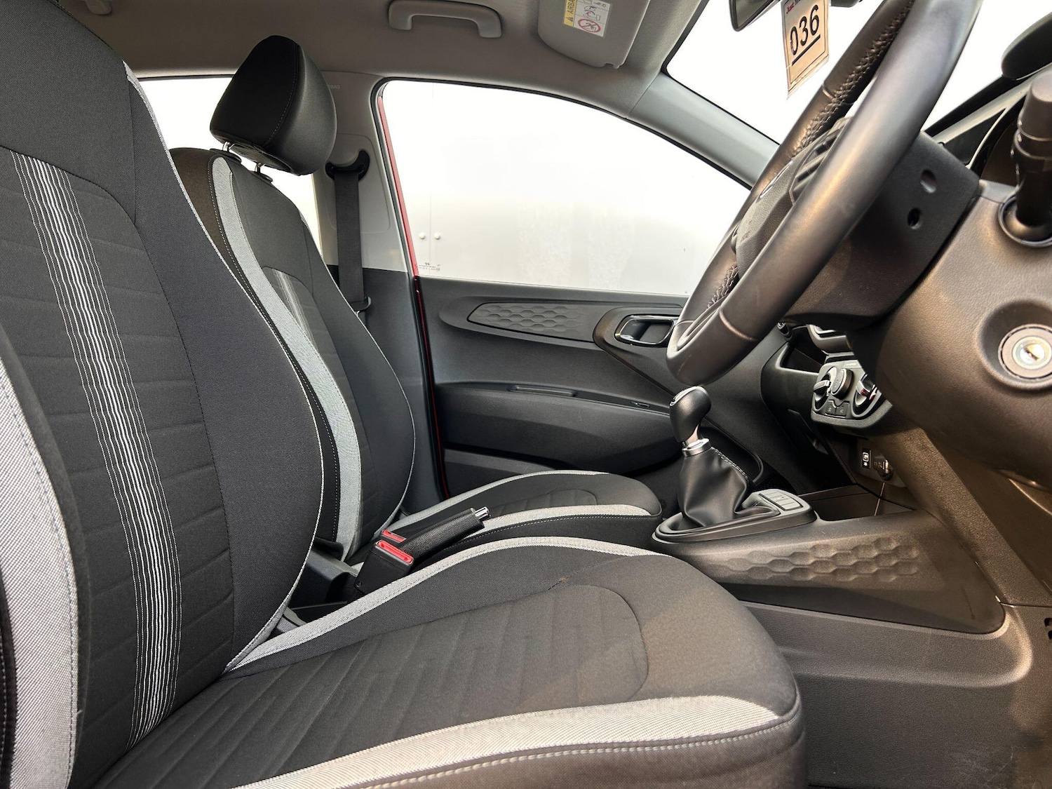 Used Hyundai i10 2022 for sale - 76926347: Photo 8