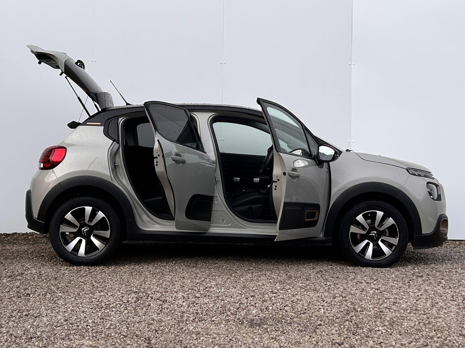 Used Citroen C3 2023 for sale - 76715116: Photo 18