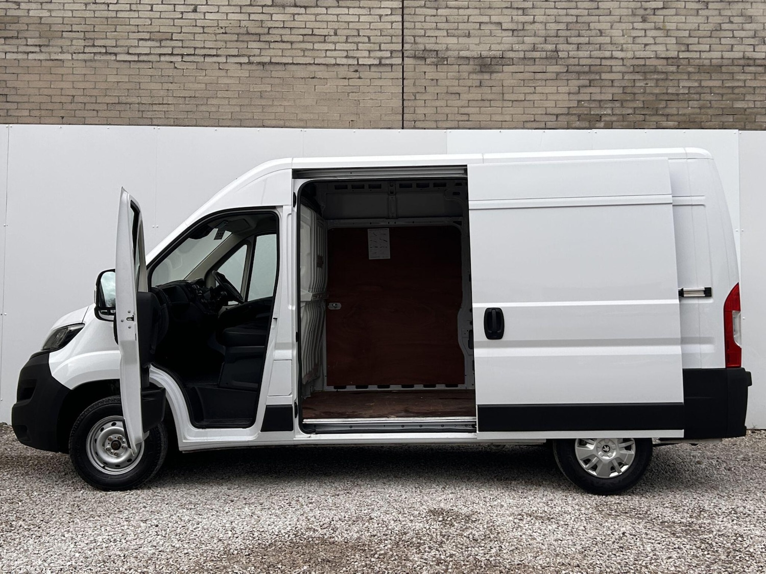 Used Peugeot Boxer 2022 for sale - 76994174: Photo 19