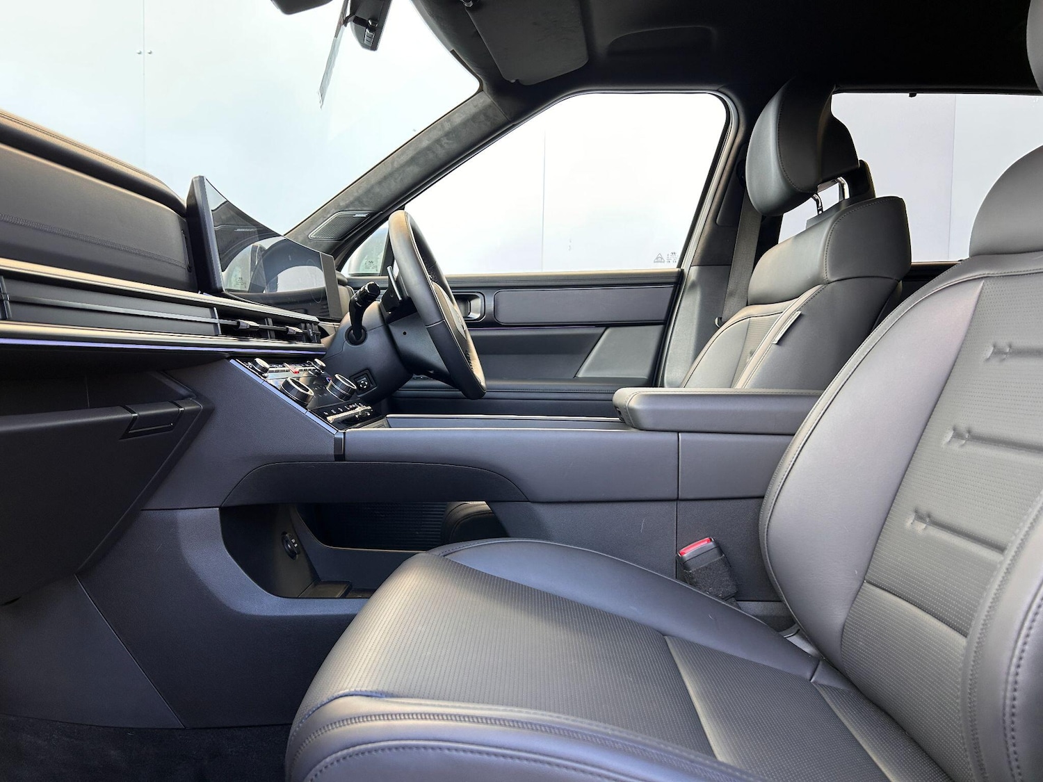 Used Hyundai Santa Fe 2025 for sale - 77143793: Photo 15