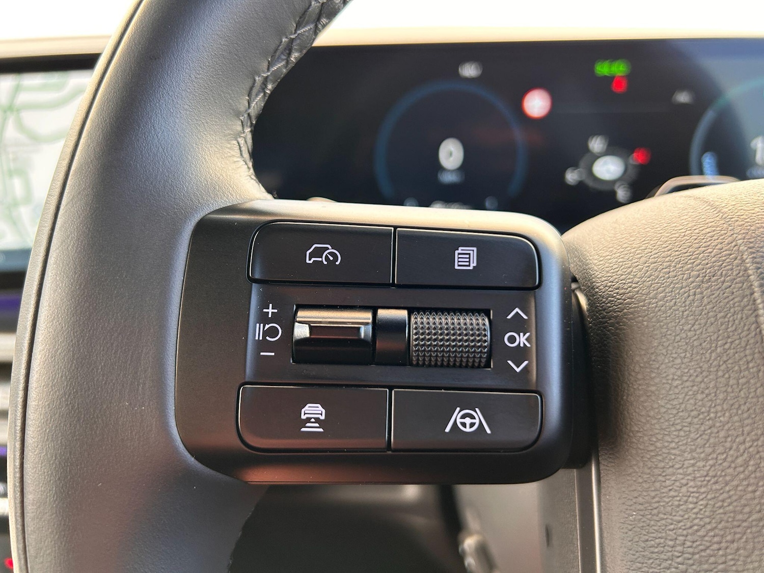 Used Hyundai Santa Fe 2025 for sale - 77143793: Photo 18