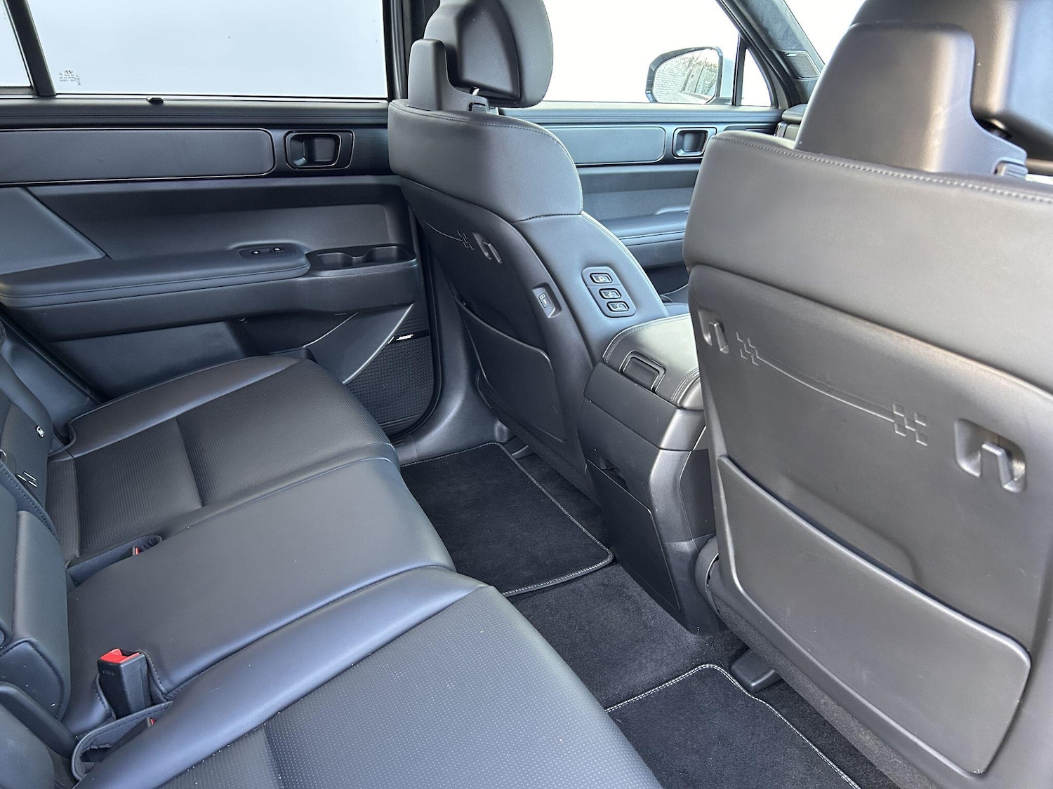 Used Hyundai Santa Fe 2025 for sale - 77143793: Photo 27