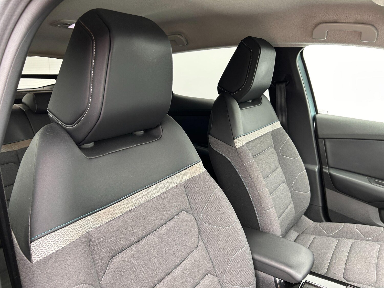 Used Citroen e-C4 2022 for sale - 77426092: Photo 7