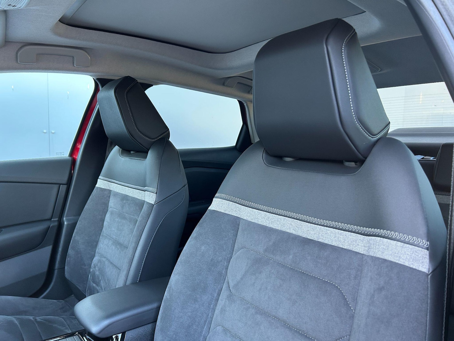 Used Citroen e-C4 X 2023 for sale - 76398682: Photo 38