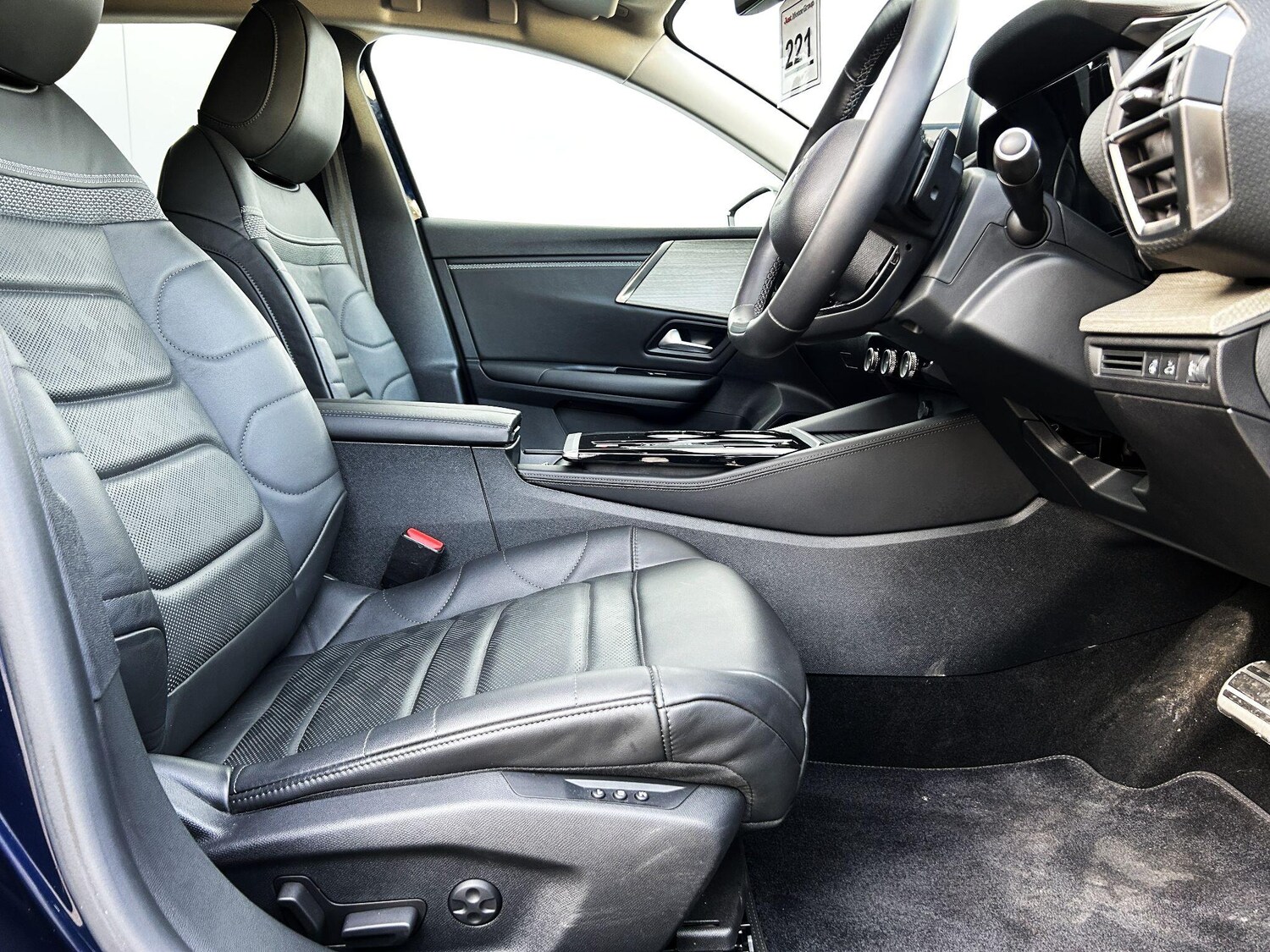 Used Citroen C5 X 2024 for sale - 76251058: Photo 3