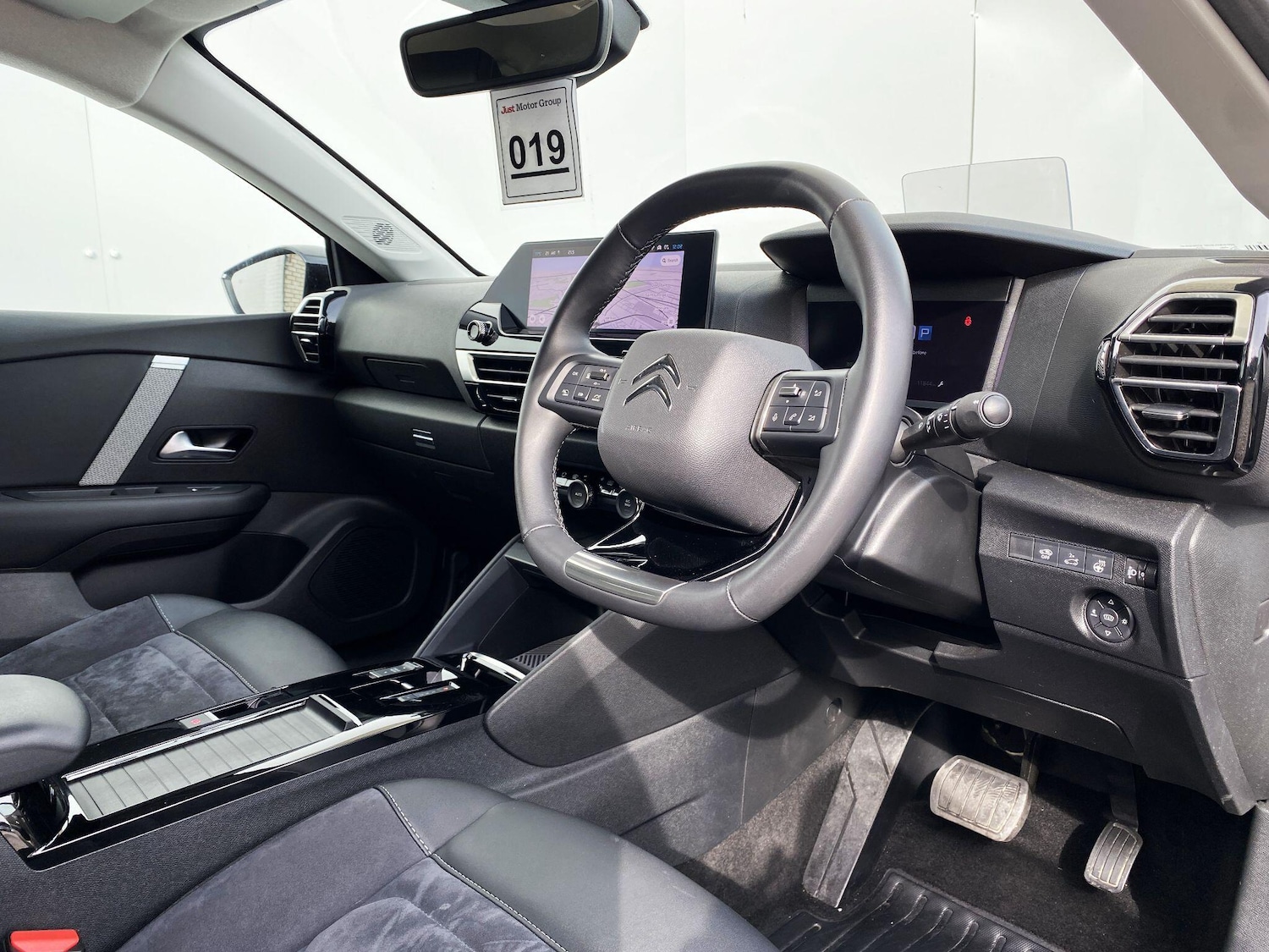 Used Citroen C4 2024 for sale - 76109536: Photo 11