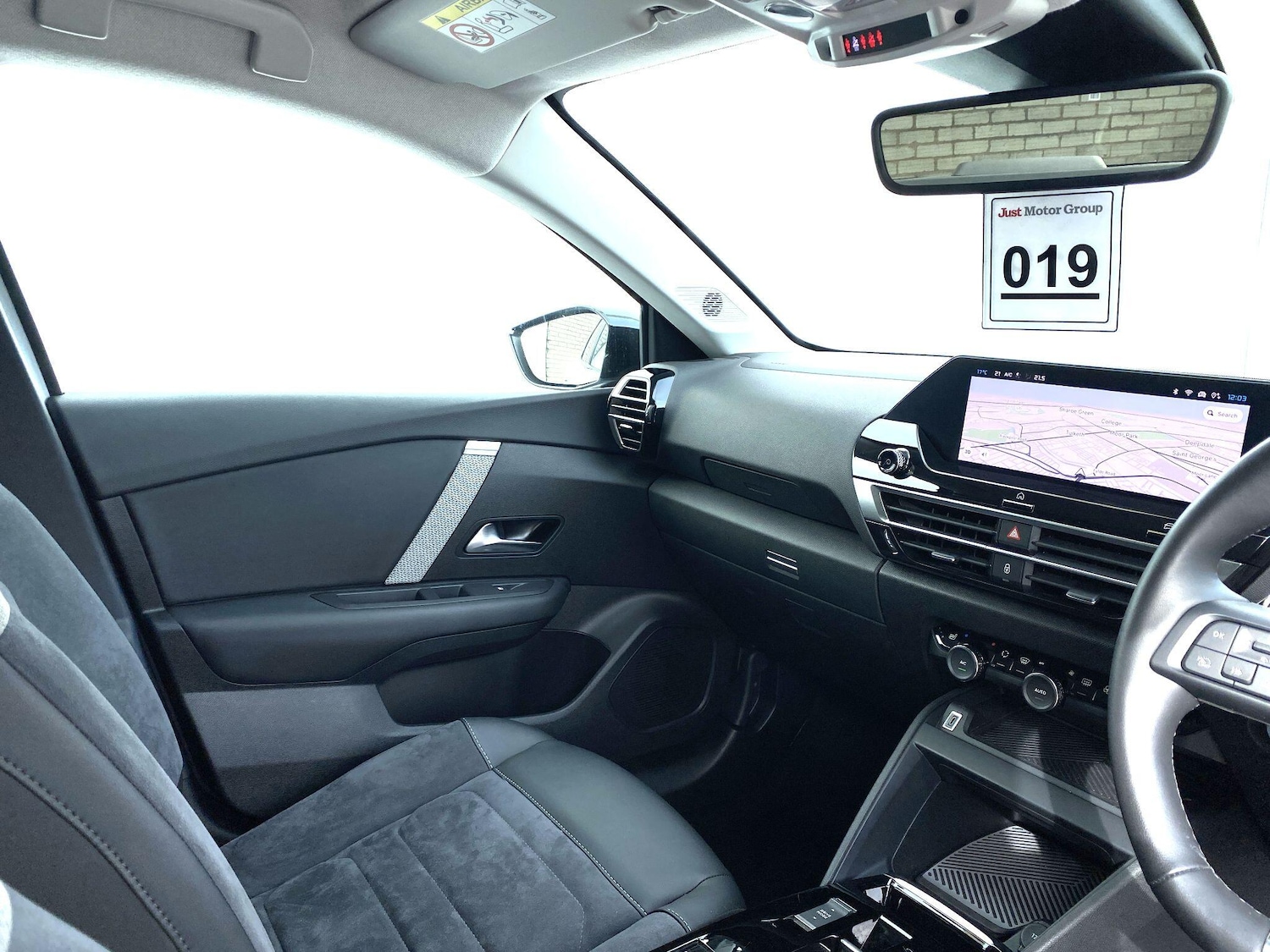 Used Citroen C4 2024 for sale - 76109536: Photo 14
