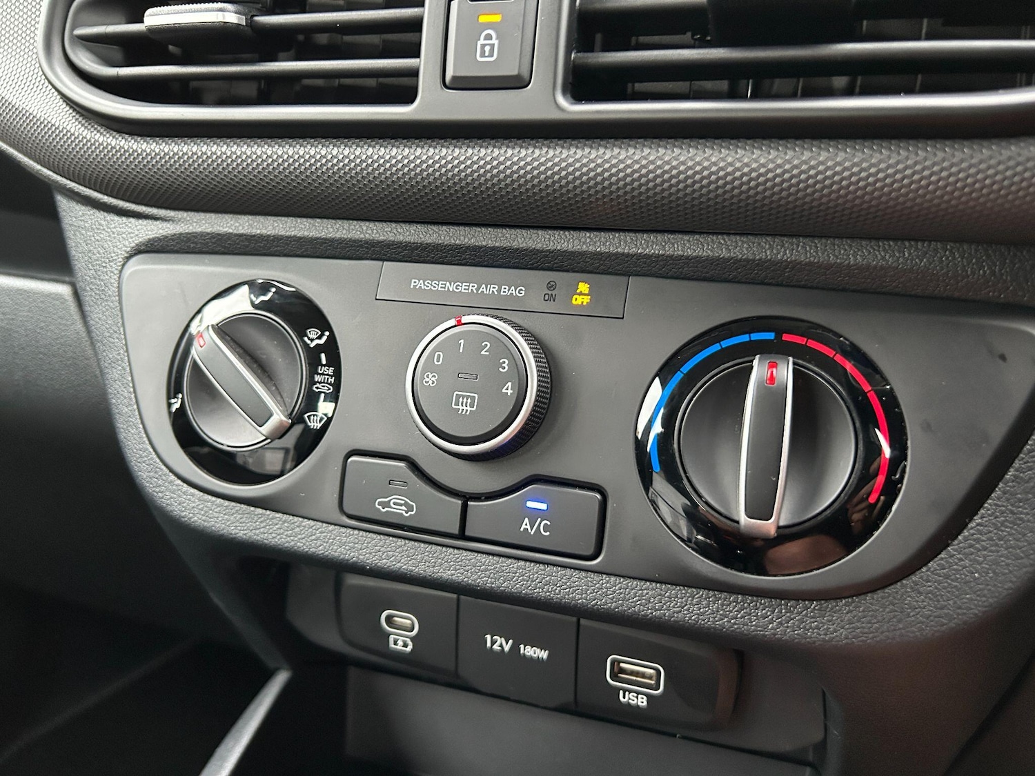 Used Hyundai i10 2025 for sale - 76122149: Photo 13