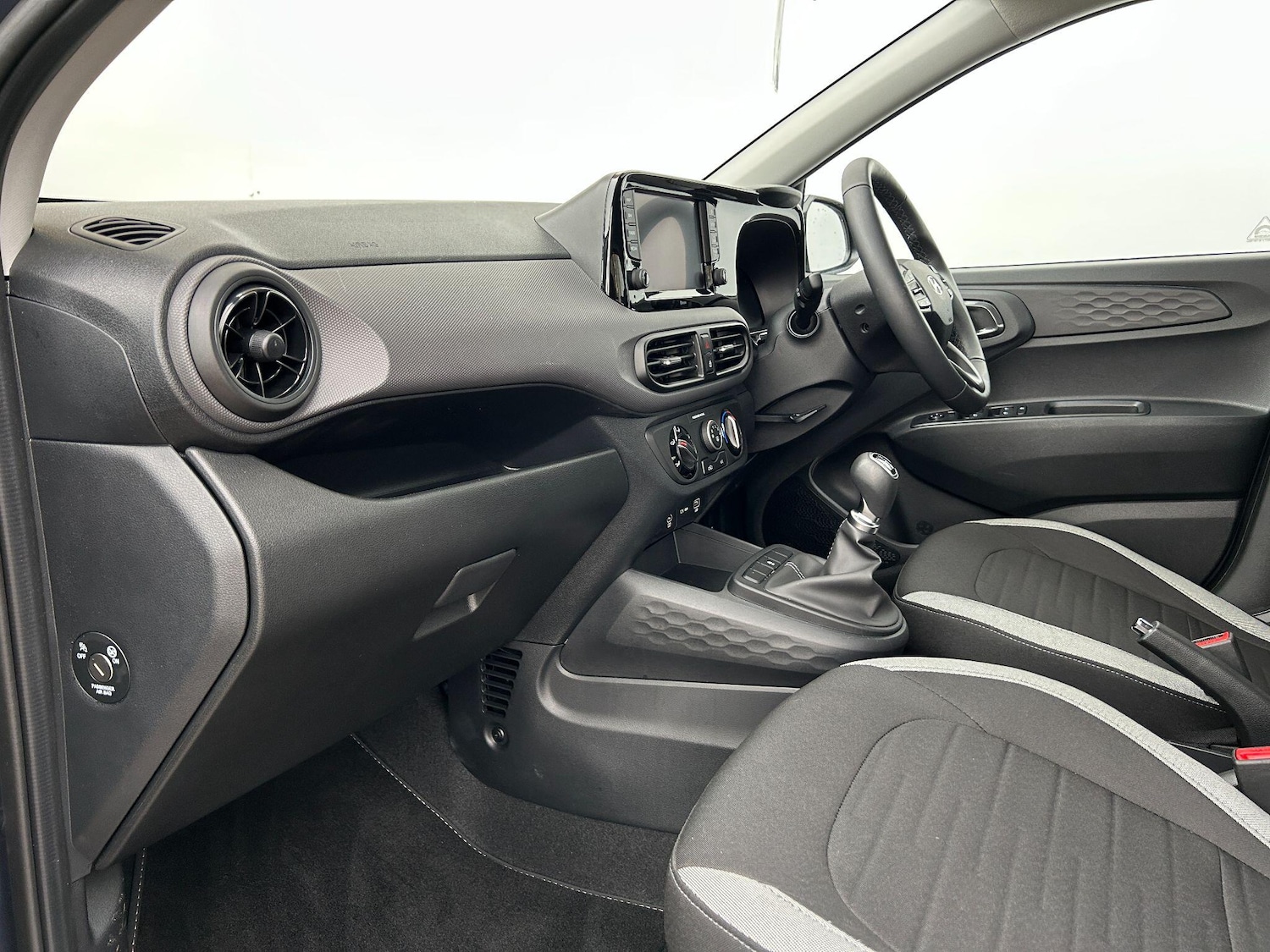 Used Hyundai i10 2025 for sale - 76122149: Photo 15