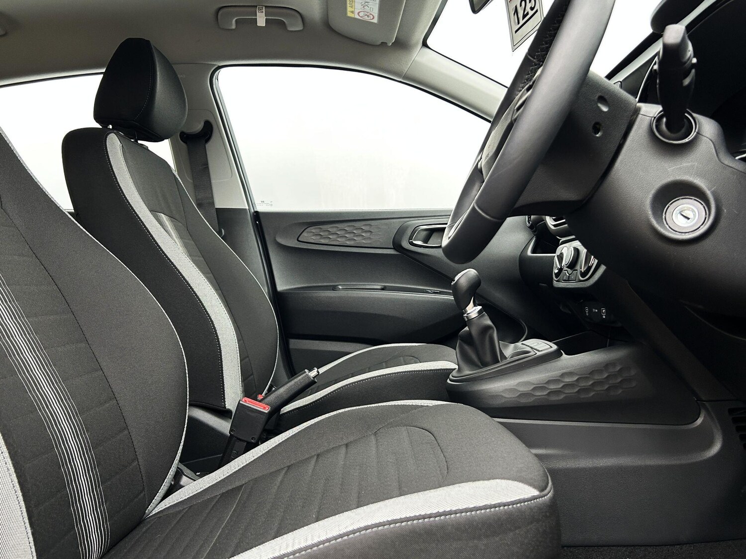 Used Hyundai i10 2025 for sale - 76122149: Photo 8