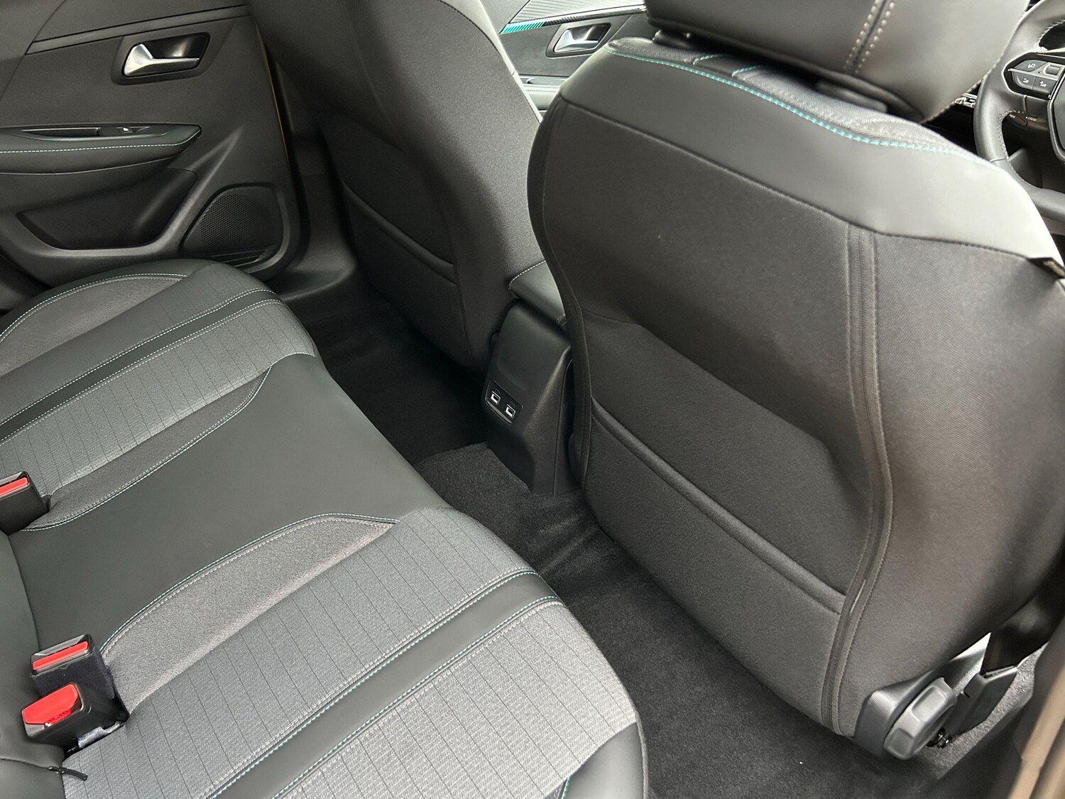 Used Peugeot E-208 2024 for sale - 76397960: Photo 23