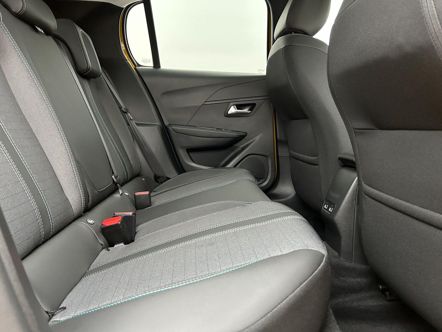 Used Peugeot E-208 2024 for sale - 76397960: Photo 25