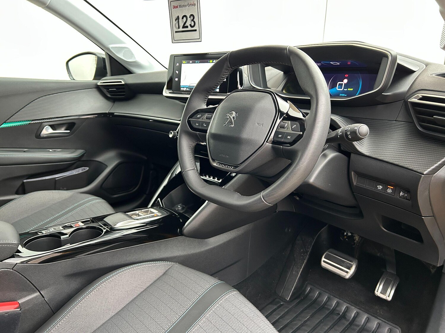 Used Peugeot E-208 2024 for sale - 76397960: Photo 39