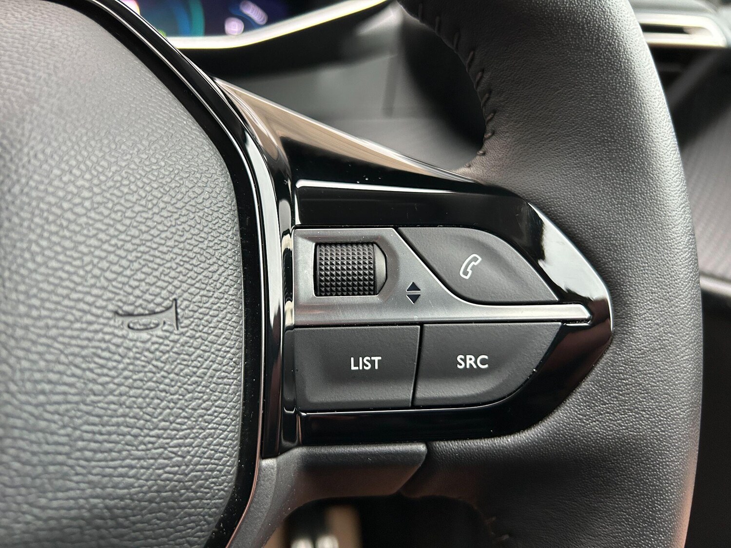 Used Peugeot E-208 2024 for sale - 76397960: Photo 42