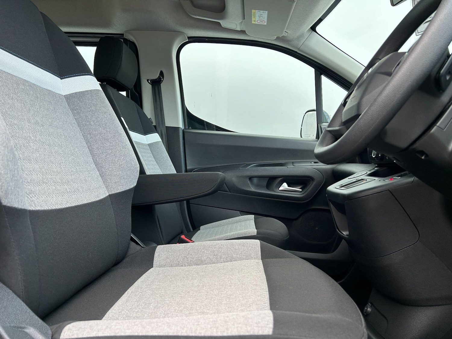 Used Citroen Berlingo 2024 for sale - 76714332: Photo 8