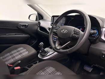 Used Hyundai i10 2025 for sale - 79201656: Photo
