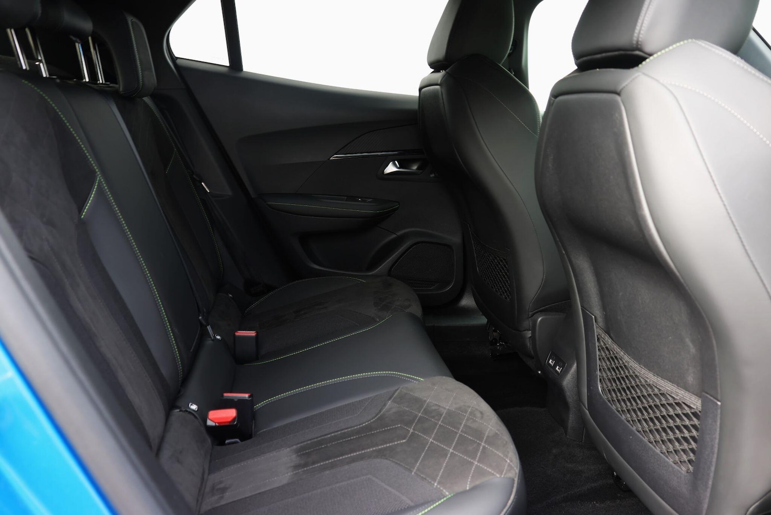 Used Peugeot E-2008 2024 for sale - 76060604: Photo 37