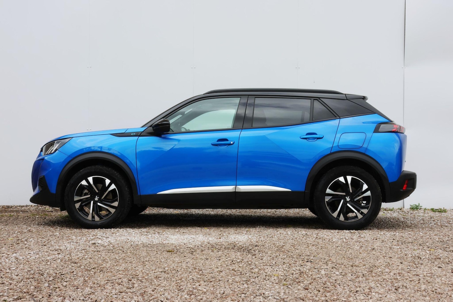 Used Peugeot E-2008 2024 for sale - 76060604: Photo 8