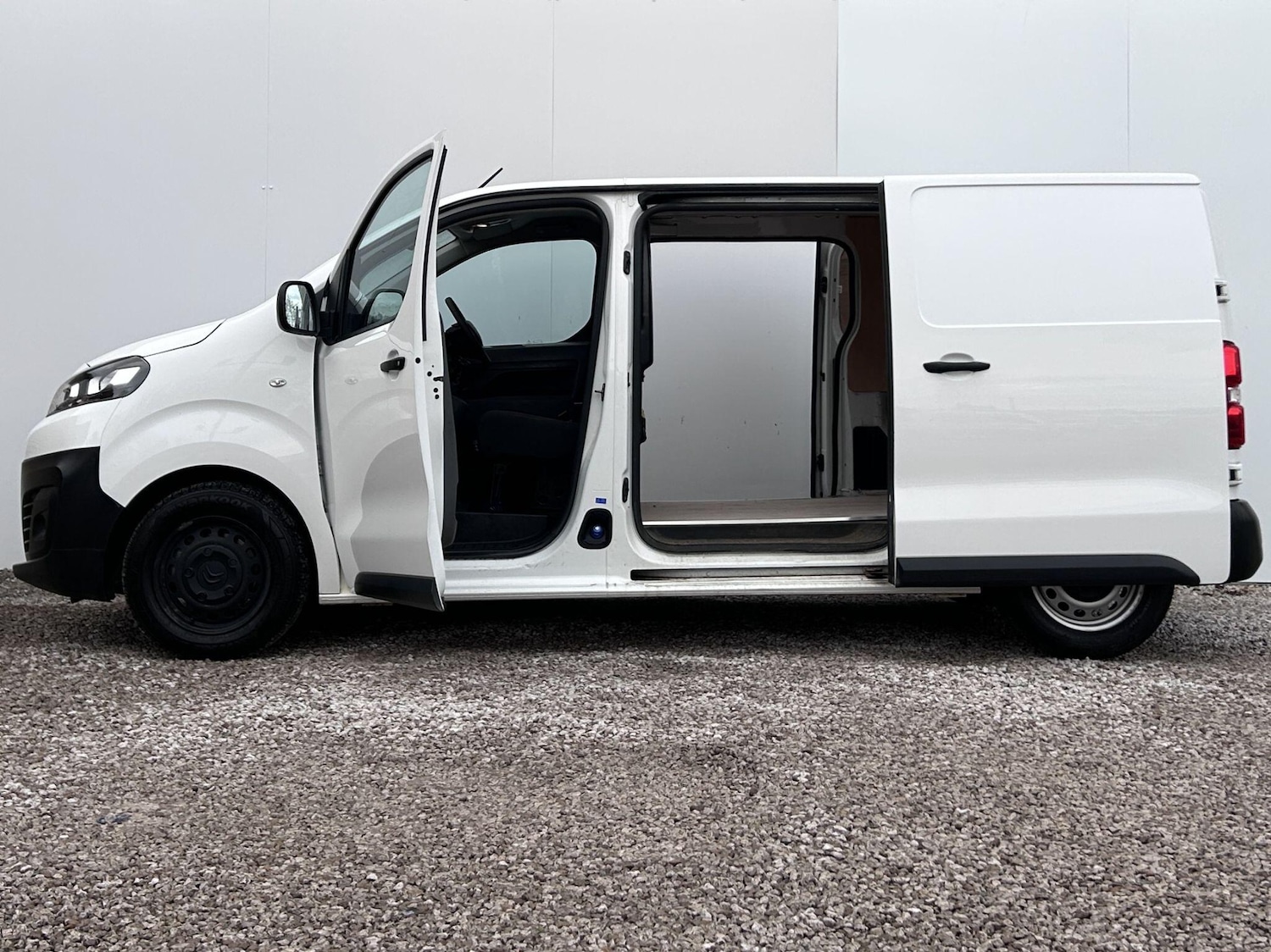 Used Citroen Dispatch 2022 for sale - 76472260: Photo 11