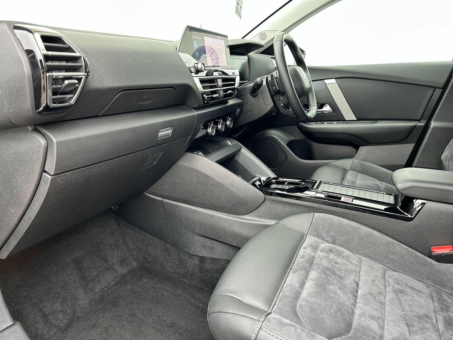 Used Citroen C4 X 2024 for sale - 77537430: Photo 15