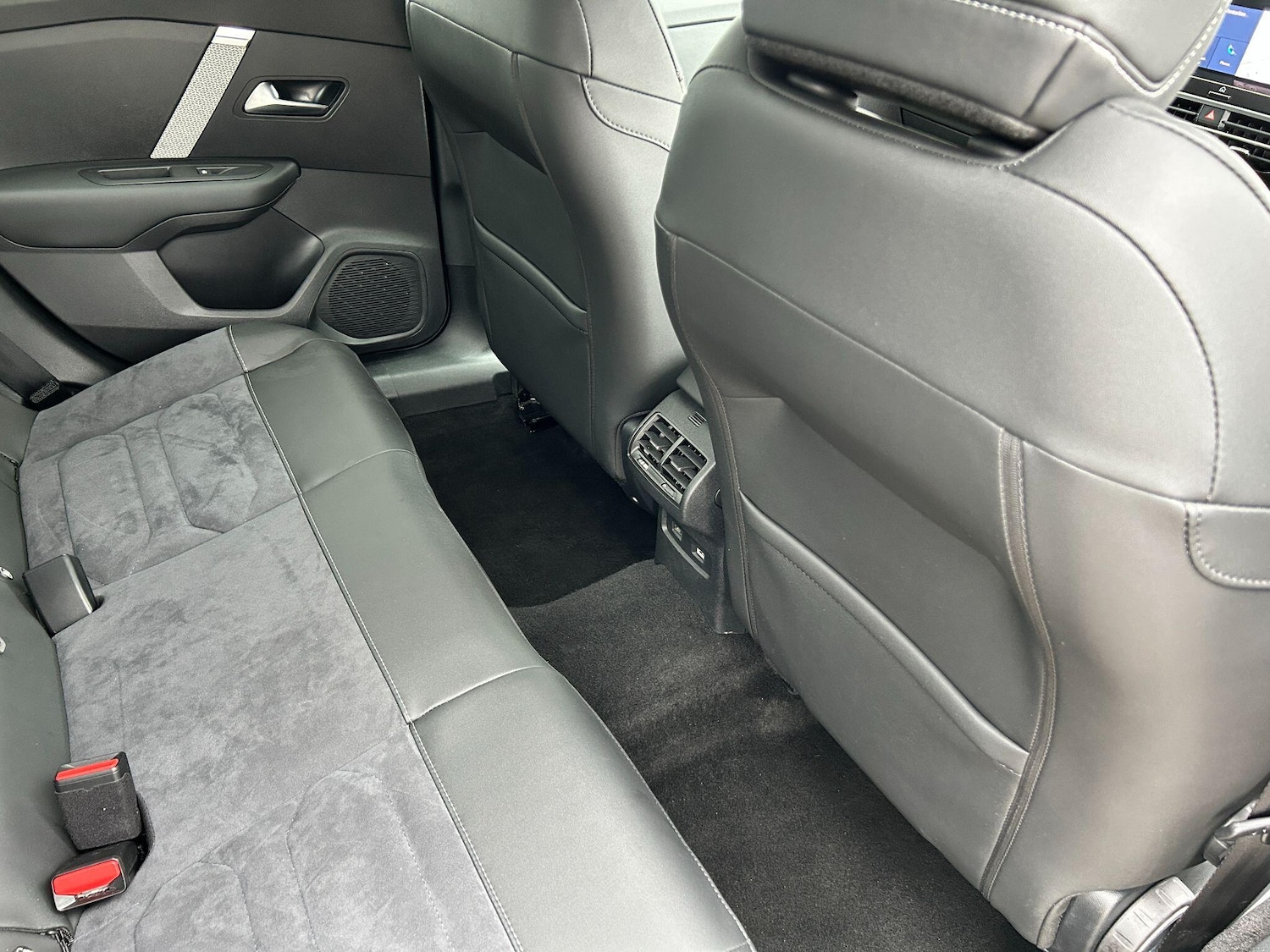 Used Citroen C4 X 2024 for sale - 77537430: Photo 35