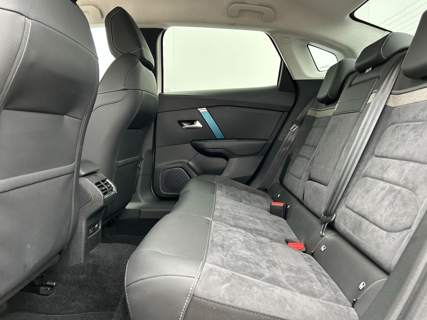 Used Citroen C4 2023 for sale - 76714151: Photo 17