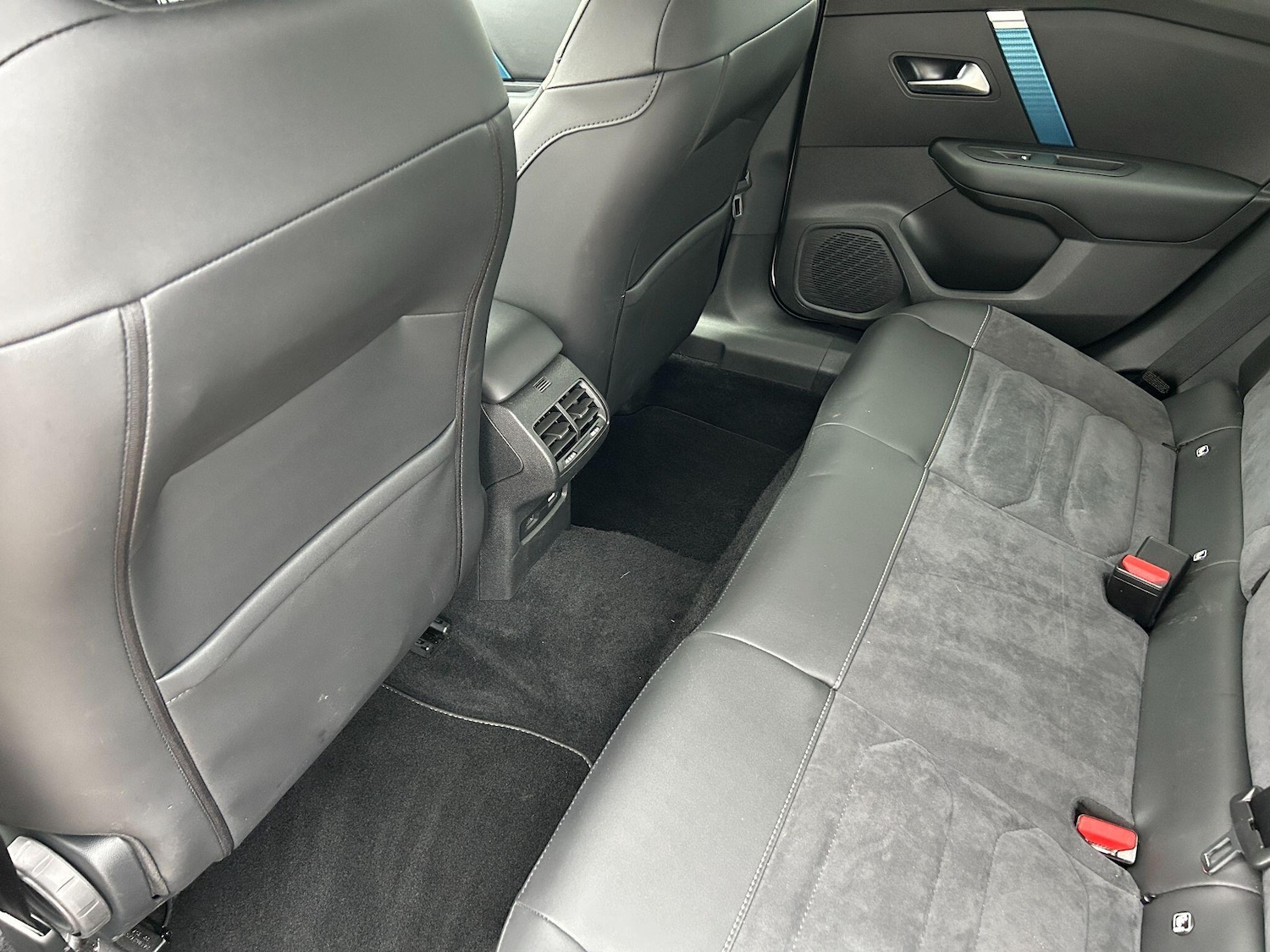 Used Citroen C4 2023 for sale - 76714151: Photo 23