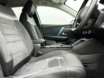 Used Citroen C4 2023 for sale - 76714151: Photo