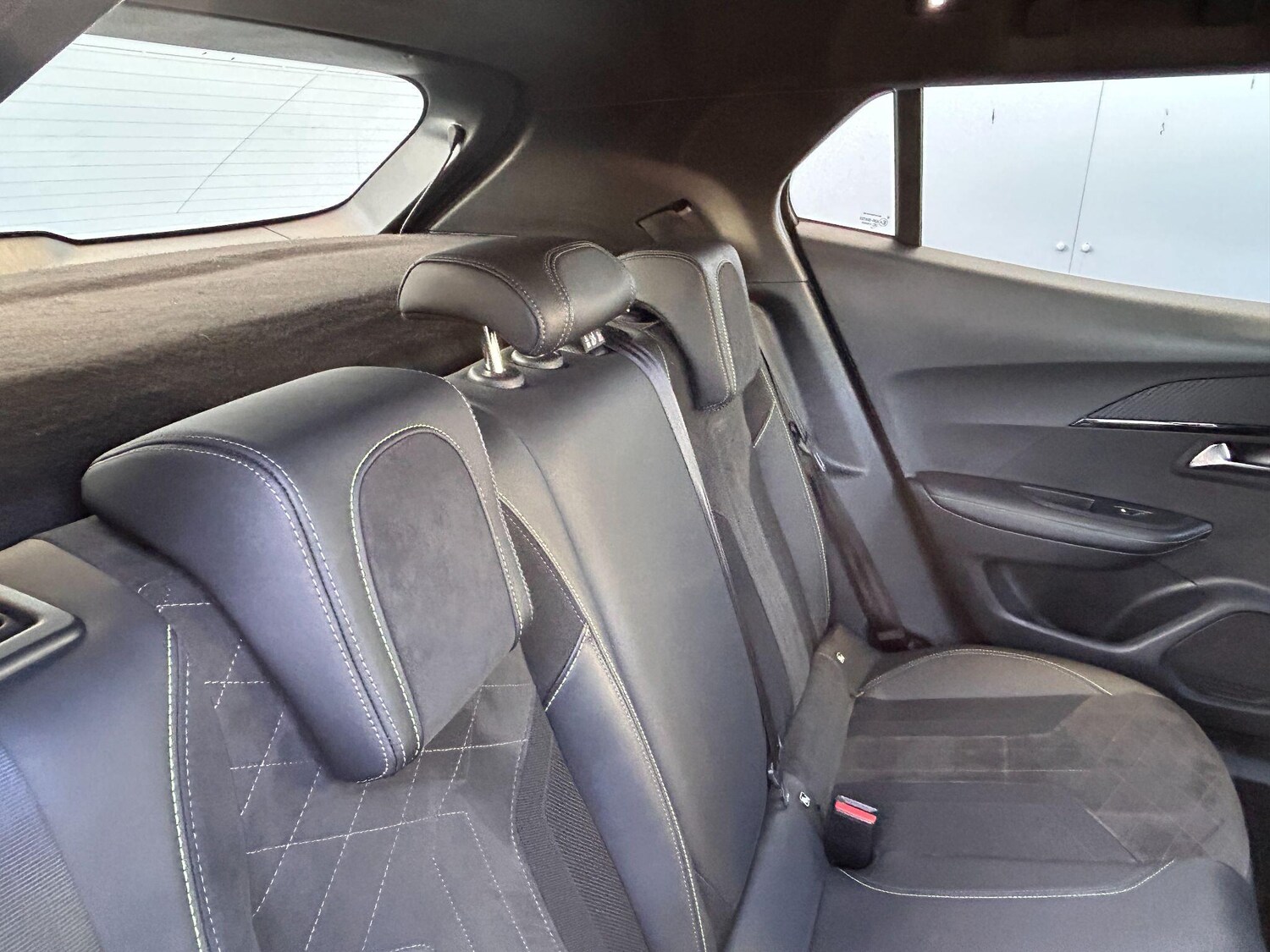 Used Peugeot 2008 2021 for sale - 76800917: Photo 11