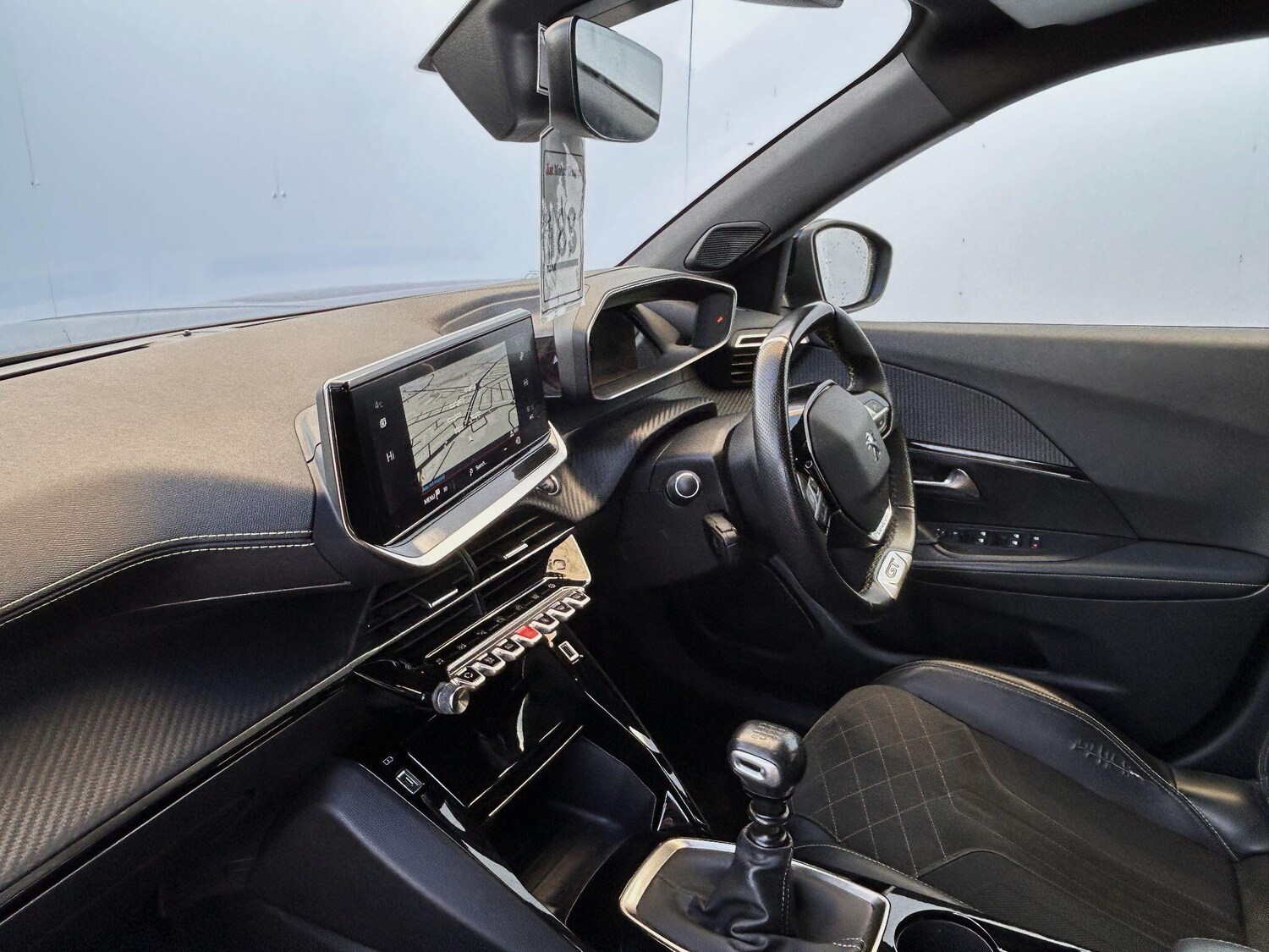 Used Peugeot 2008 2021 for sale - 76800917: Photo 15