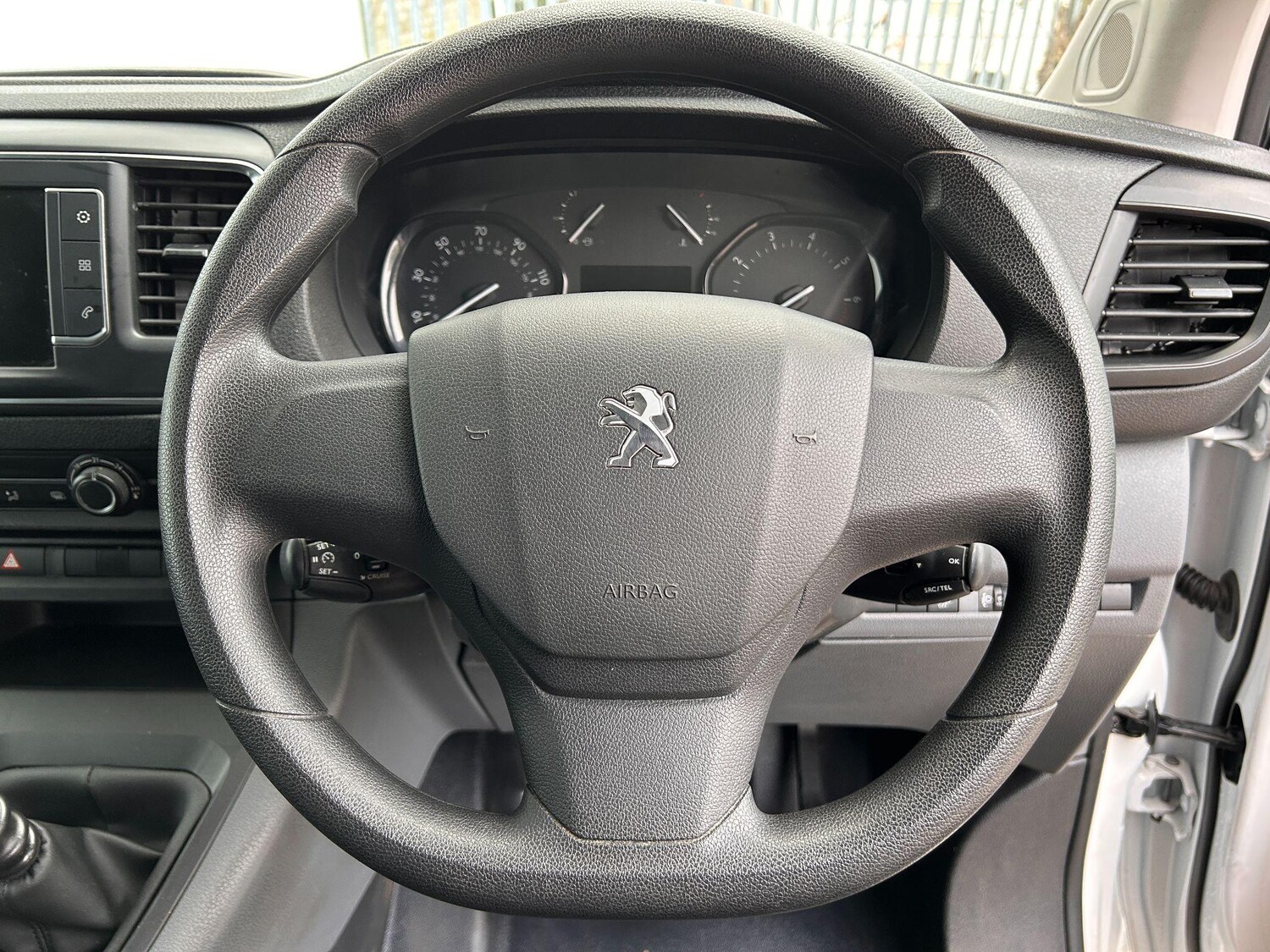 Used Peugeot Expert 2022 for sale - 76997210: Photo 25